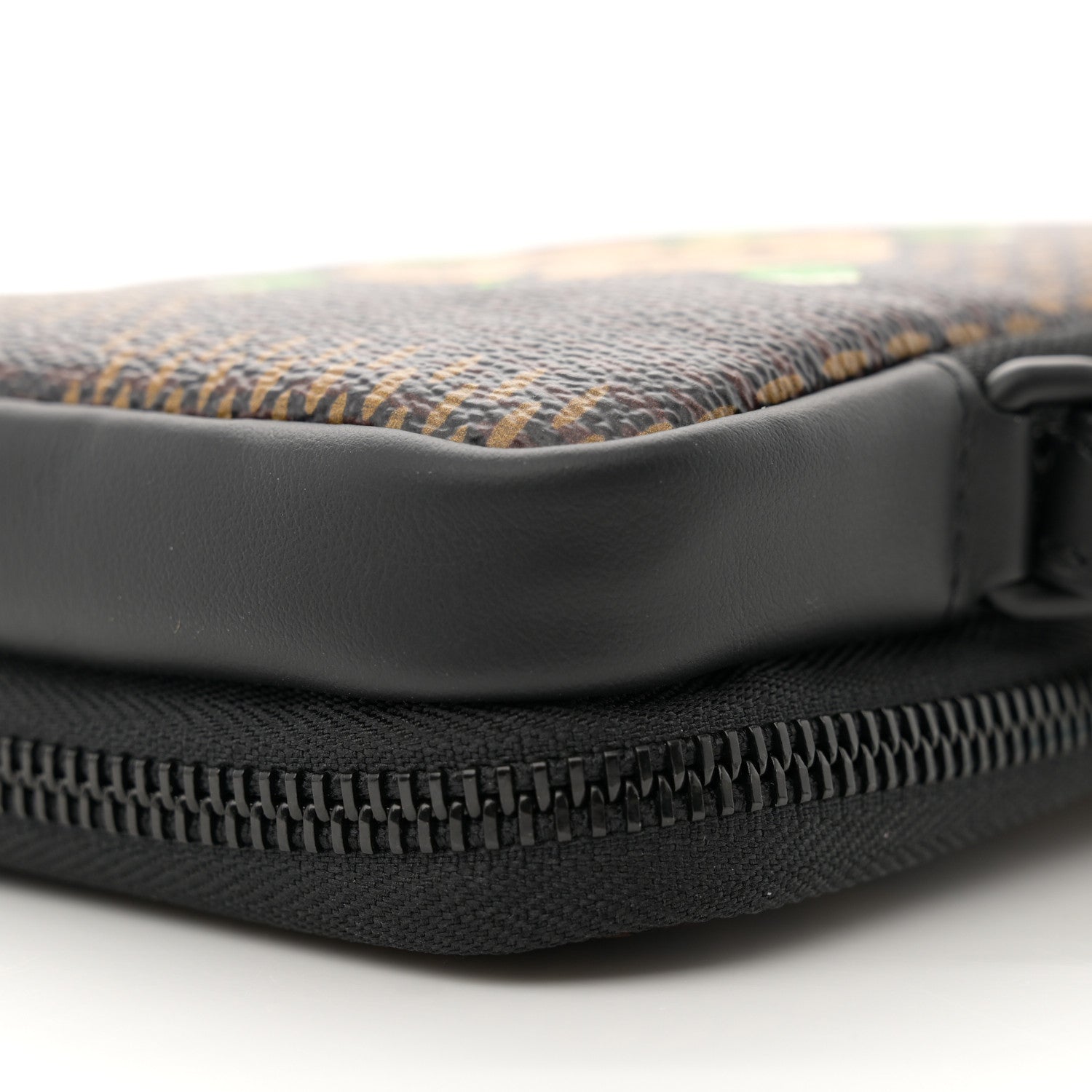 Louis Vuitton X NIGO Giant Damier Ebene Tortoise Double Phone Pouch 10 of 11