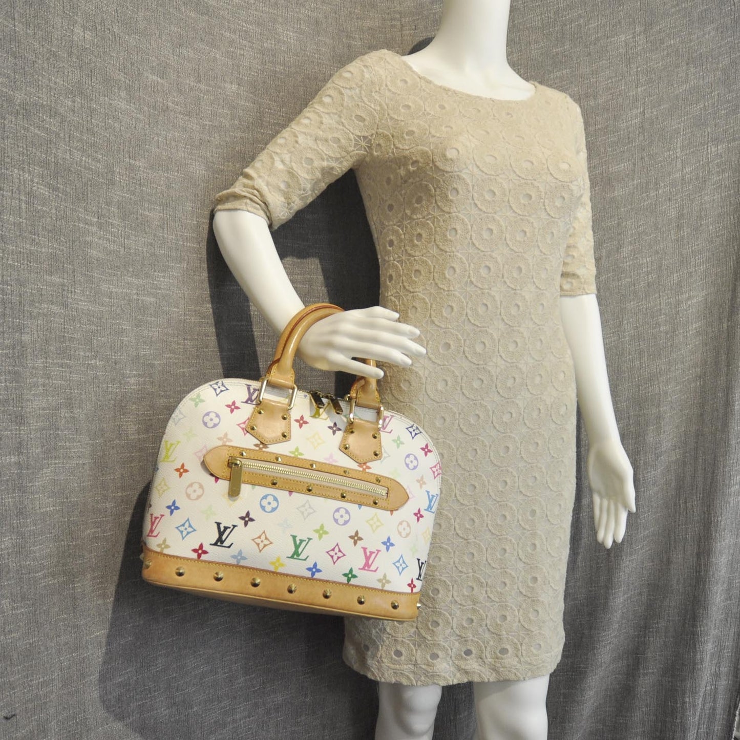 Monogram Multicolor Alma White