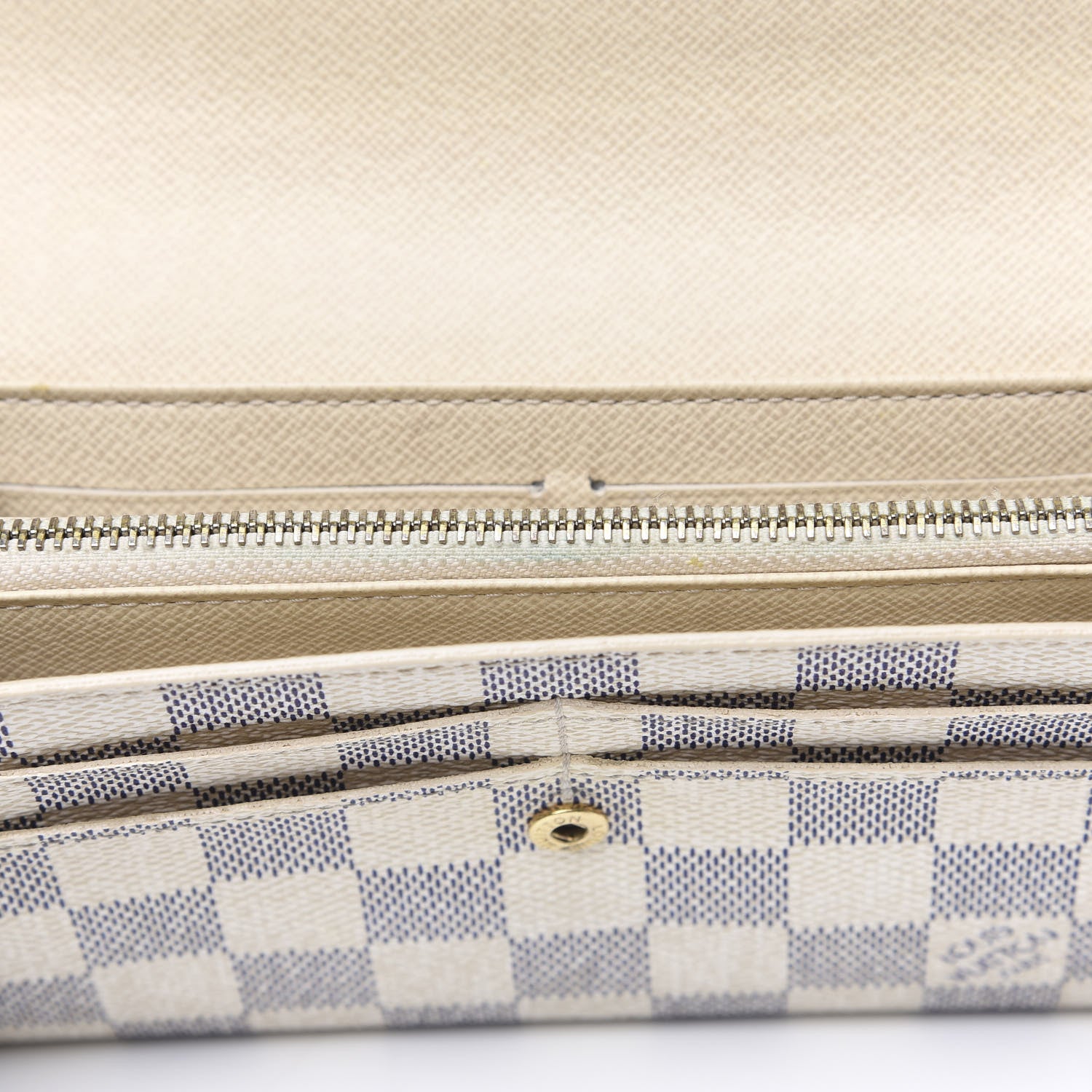 Louis Vuitton Damier Azur Sarah Wallet 11 of 12