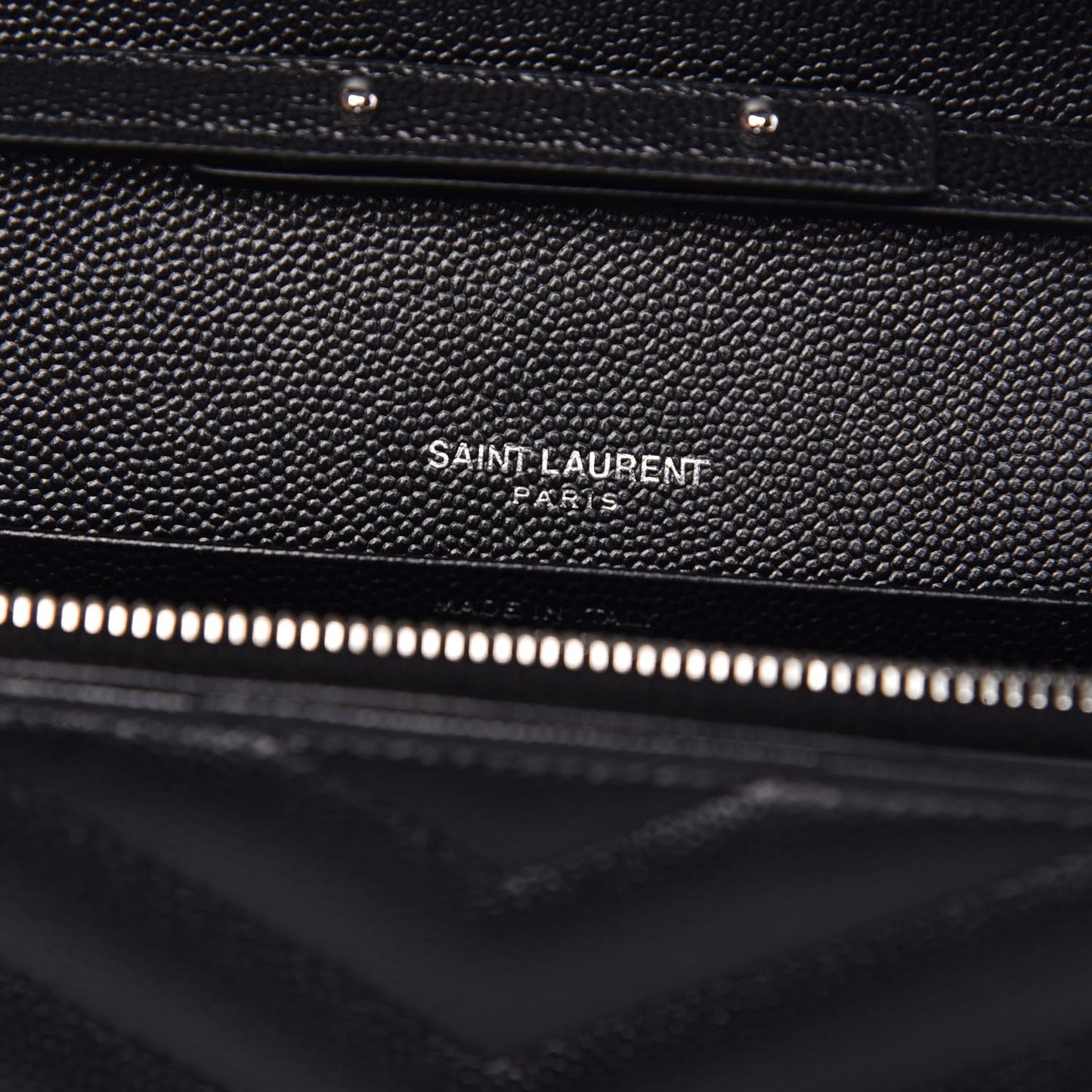 Grain De Poudre Matelasse Chevron Monogram Chain Wallet Black