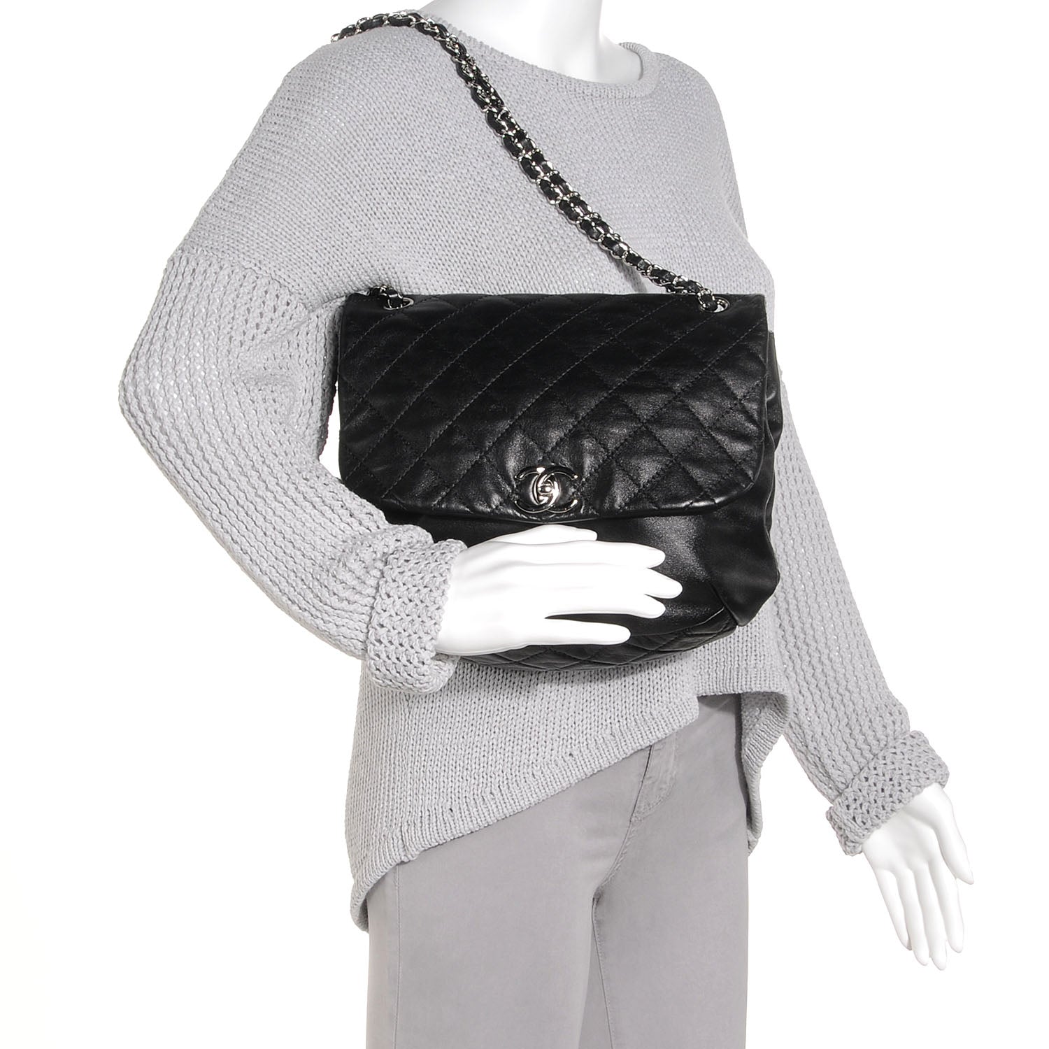Chanel Lambskin Stitched Messenger Black 2 of 7