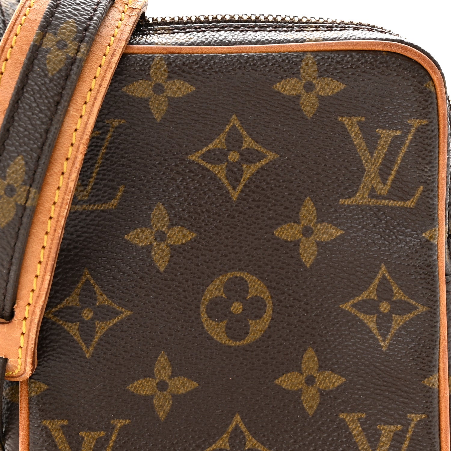 Louis Vuitton Monogram Danube 15 8 of 12