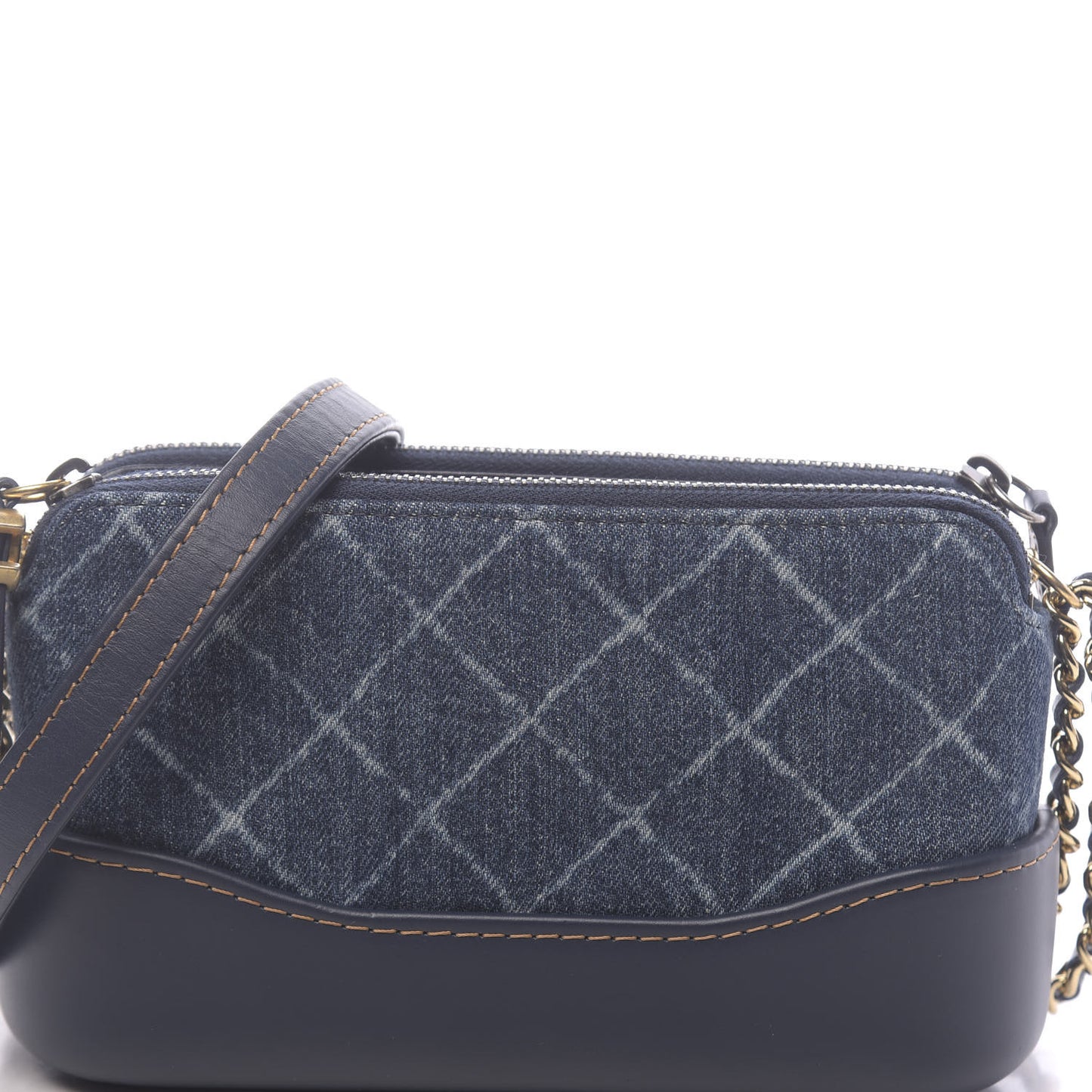 Denim Calfskin Quilted Small Gabrielle Clutch With Chain Blue