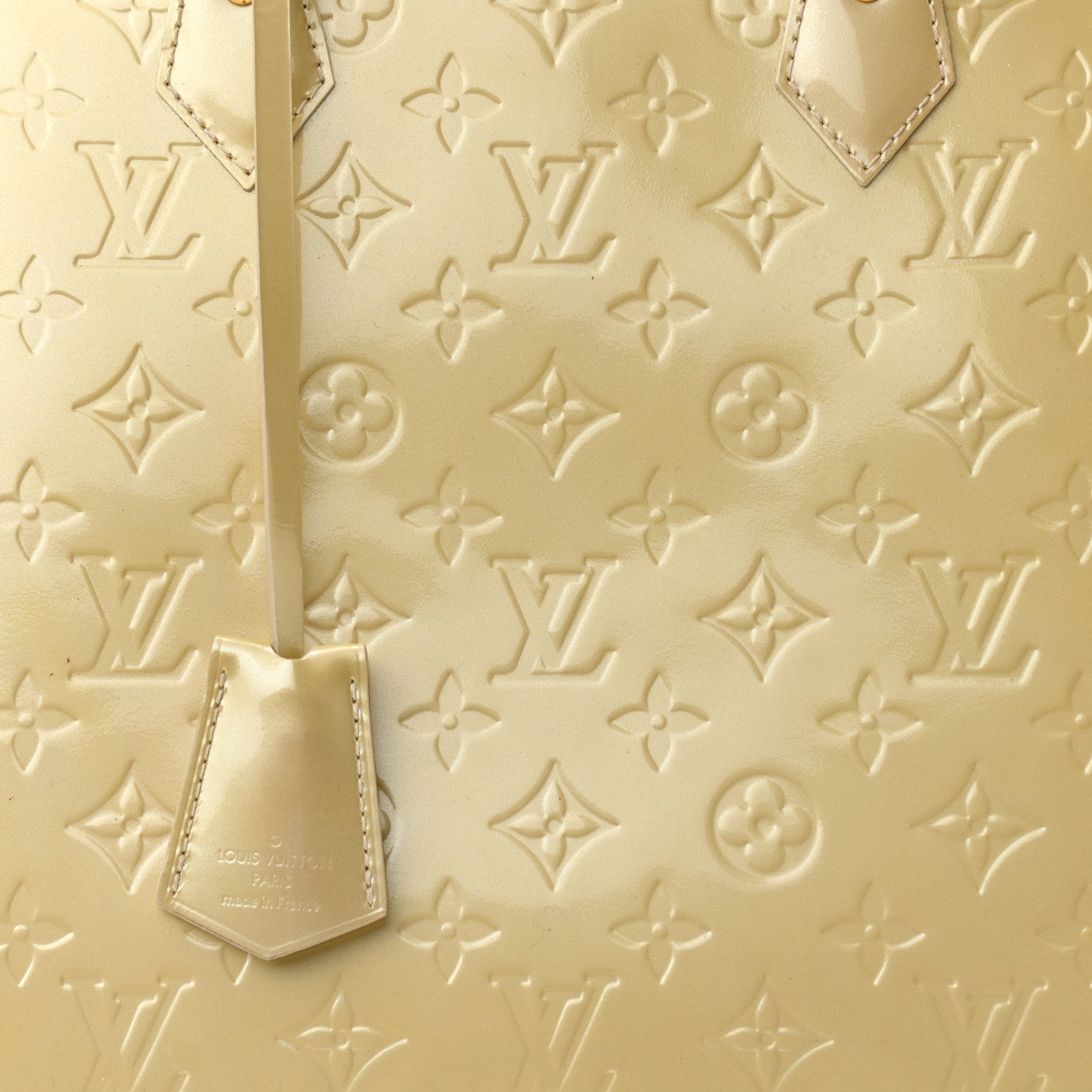 Louis Vuitton Vernis Alma MM Blanc Corail 8 of 13