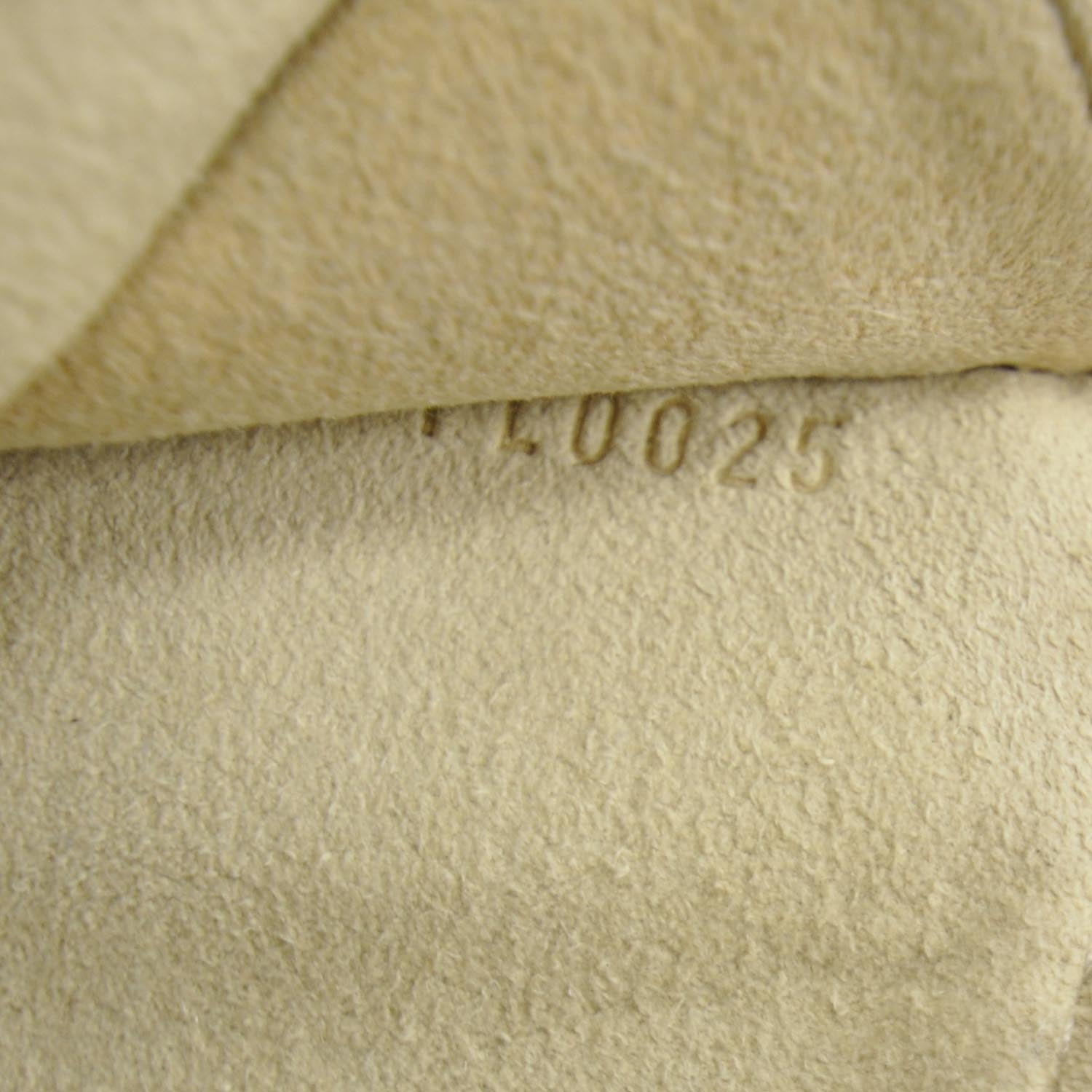 Louis Vuitton Monogram Pochette Florentine Bum Bag 9 of 9