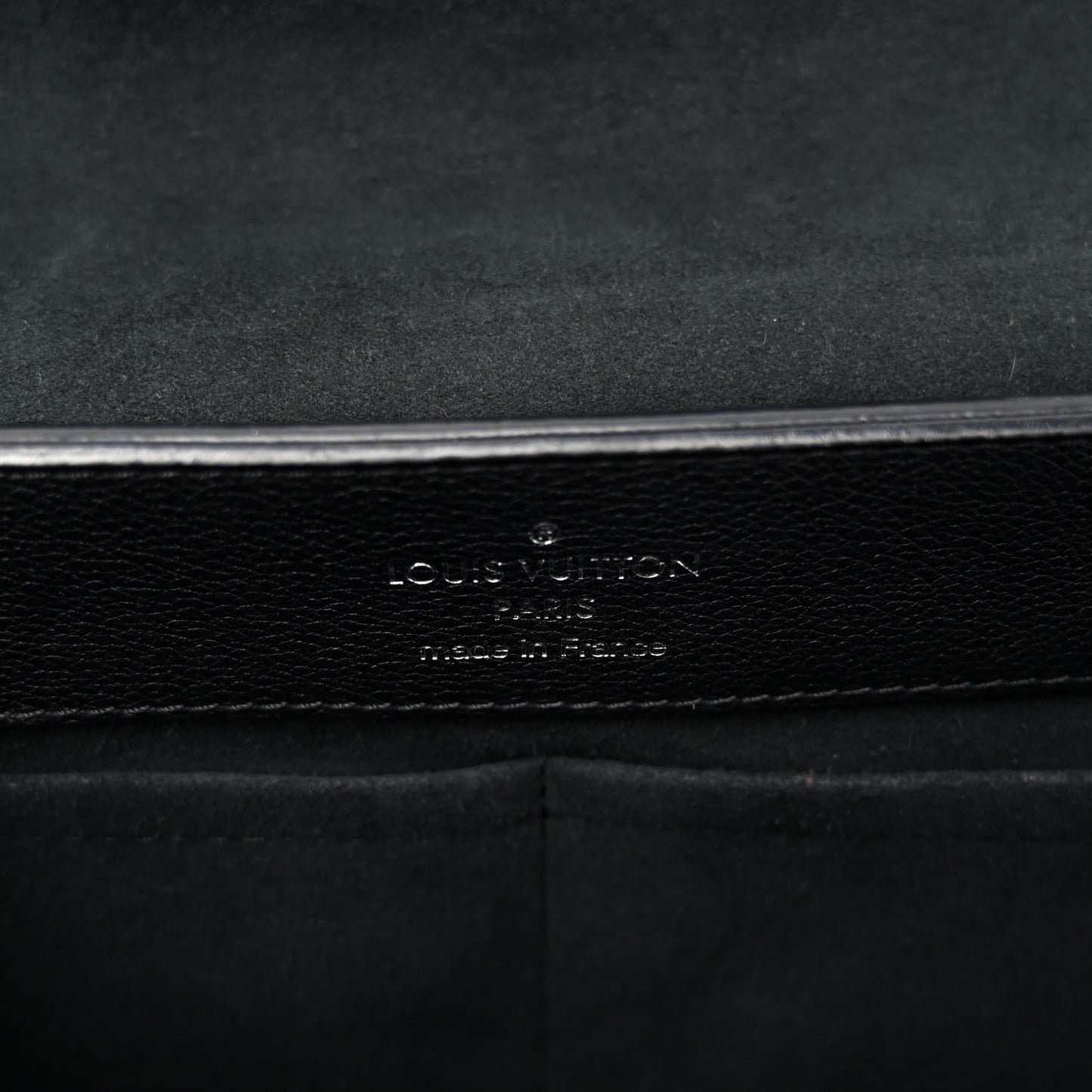 Calfskin Lockme Ever Black
