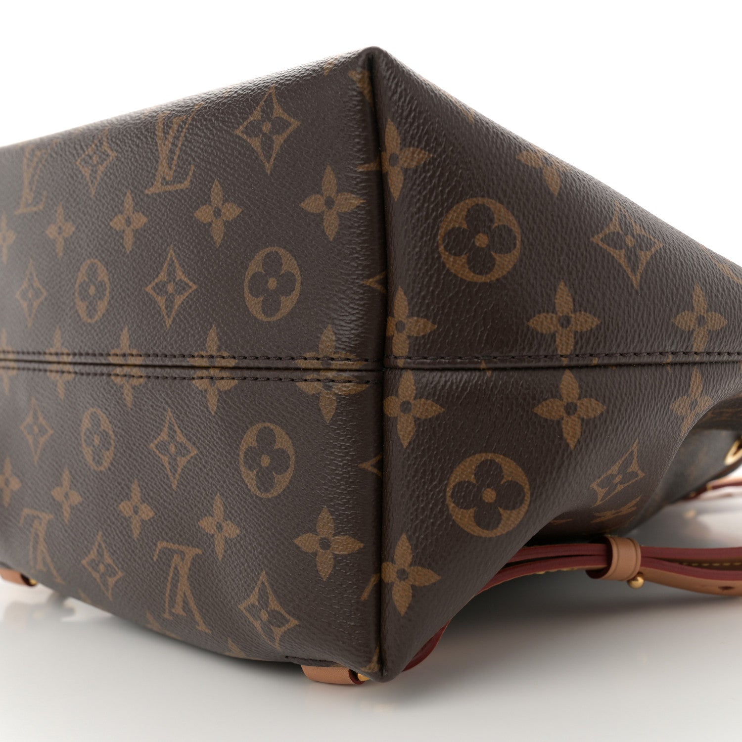 Louis Vuitton Monogram Montsouris PM 9 of 11