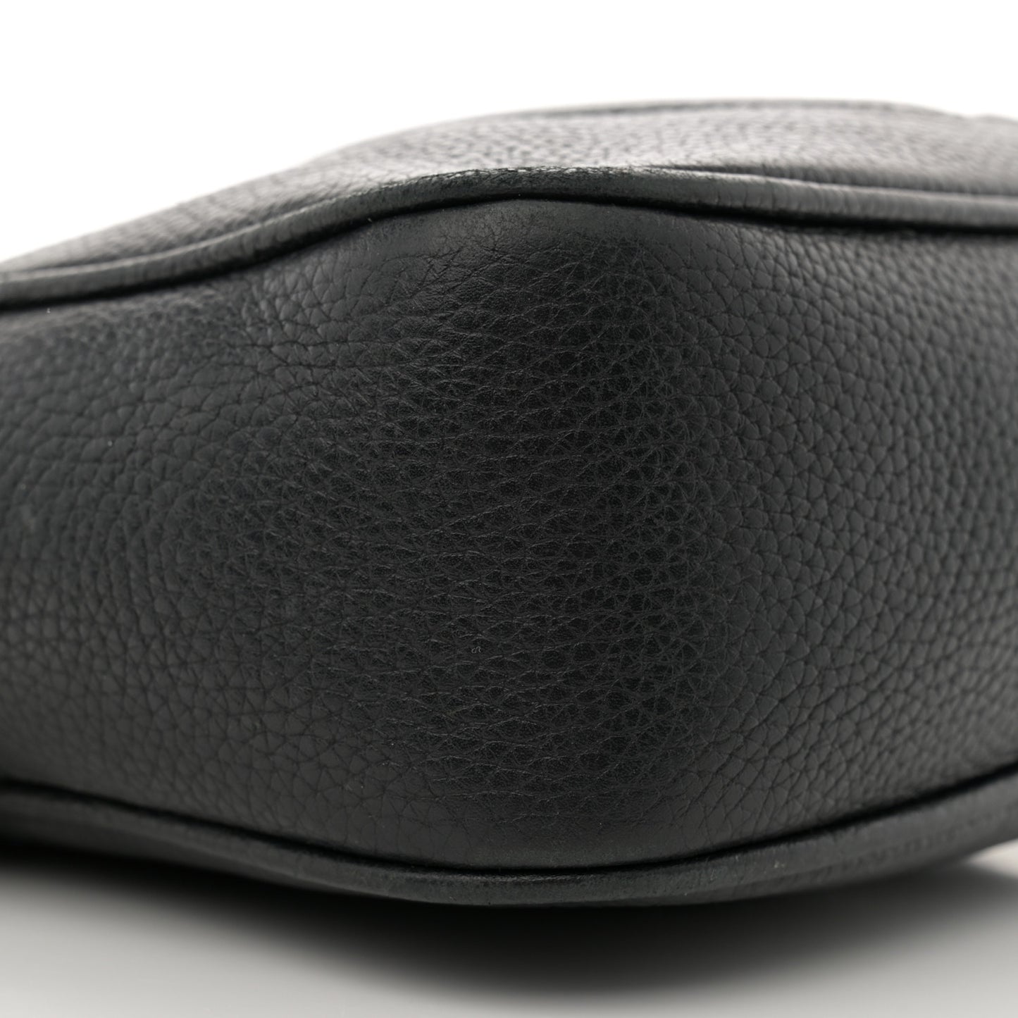 Pebbled Calfskin Small Soho Disco Bag Black