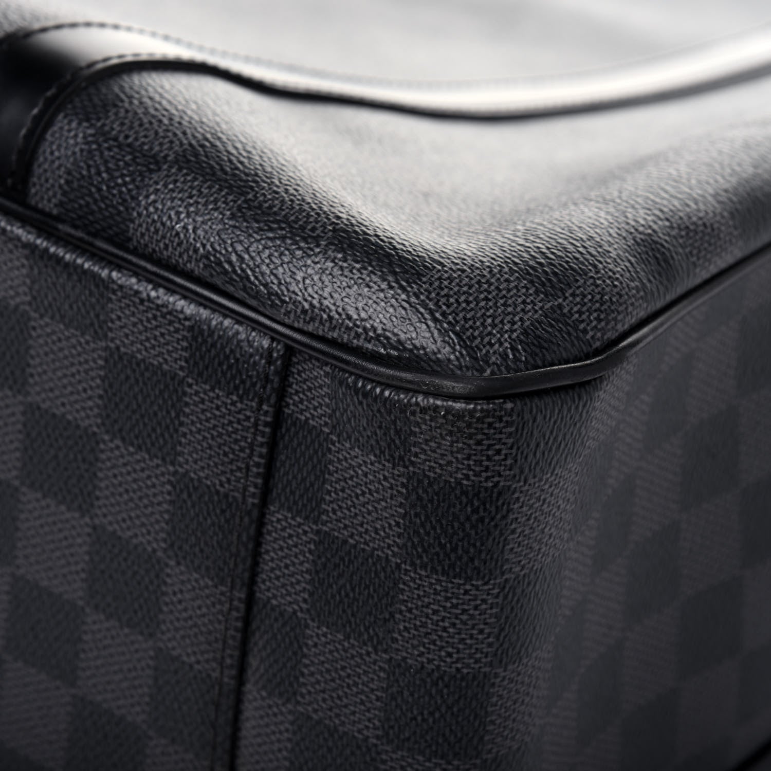 Louis Vuitton Damier Graphite Tadao 29 of 33