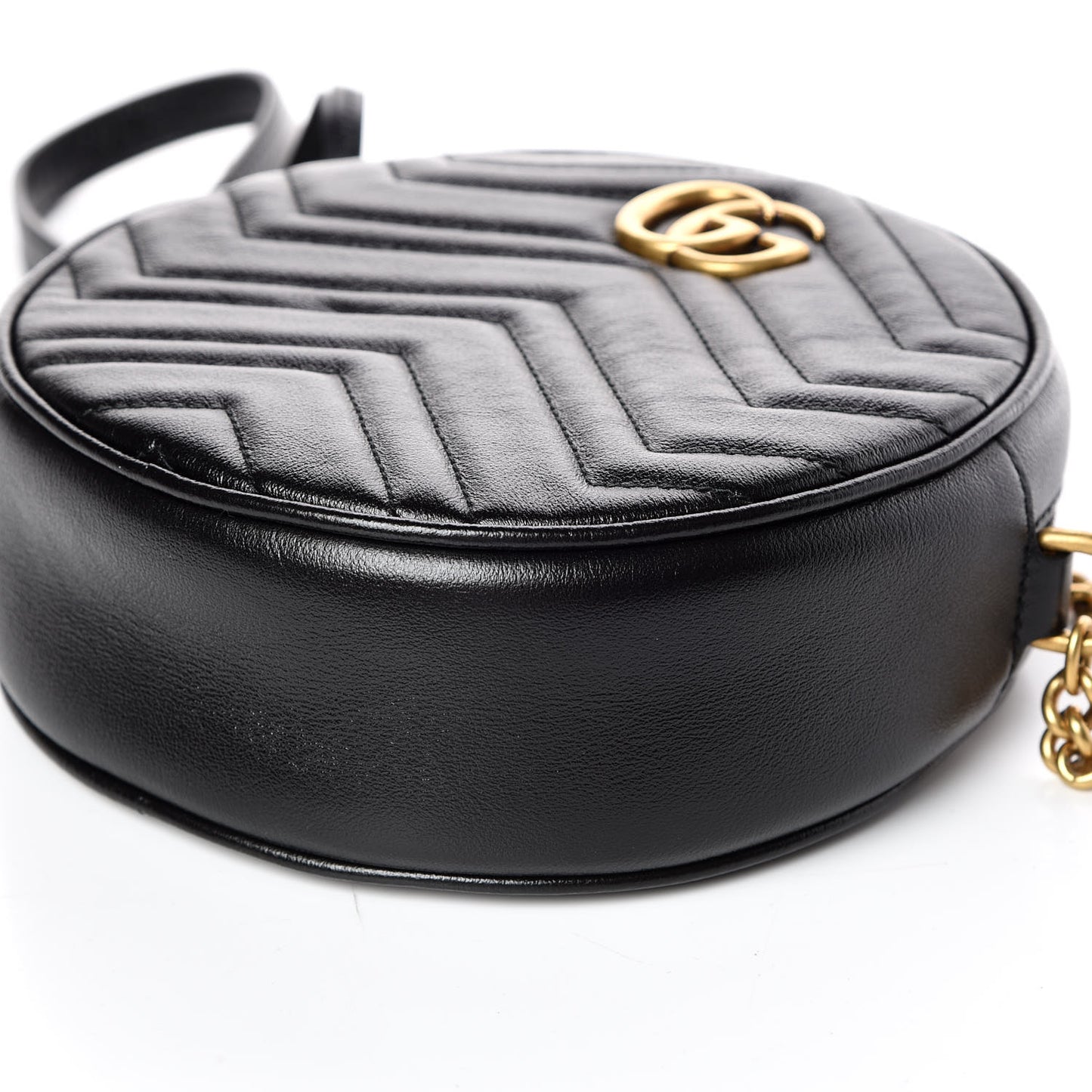 Azalea Calfskin Matelasse Heart Mini GG Marmont Round Shoulder Bag Black