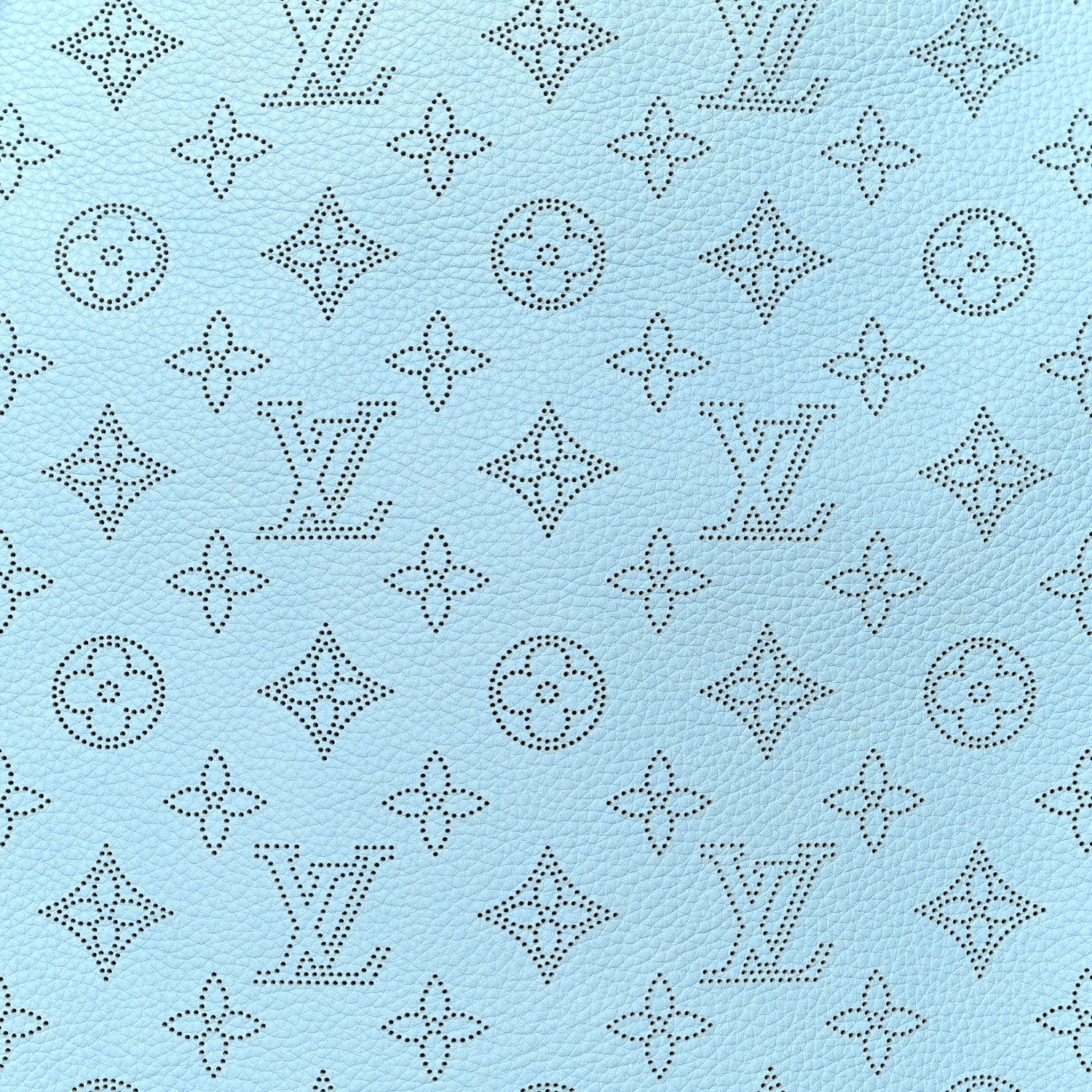 Louis Vuitton Mahina Babylone PM Ice Blue 7 of 10