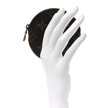 Louis Vuitton Monogram Round Coin Purse 2 of 9