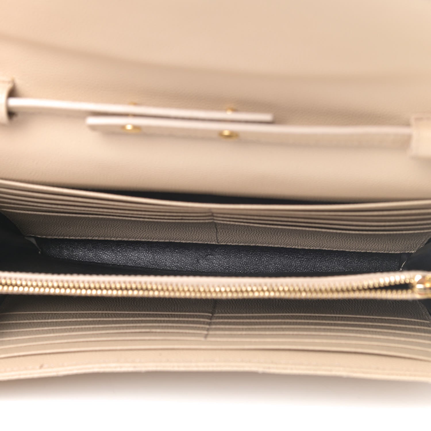 Saint Laurent Grain De Poudre Matelasse Chevron Monogram Chain Wallet Nude Powder 4 of 6