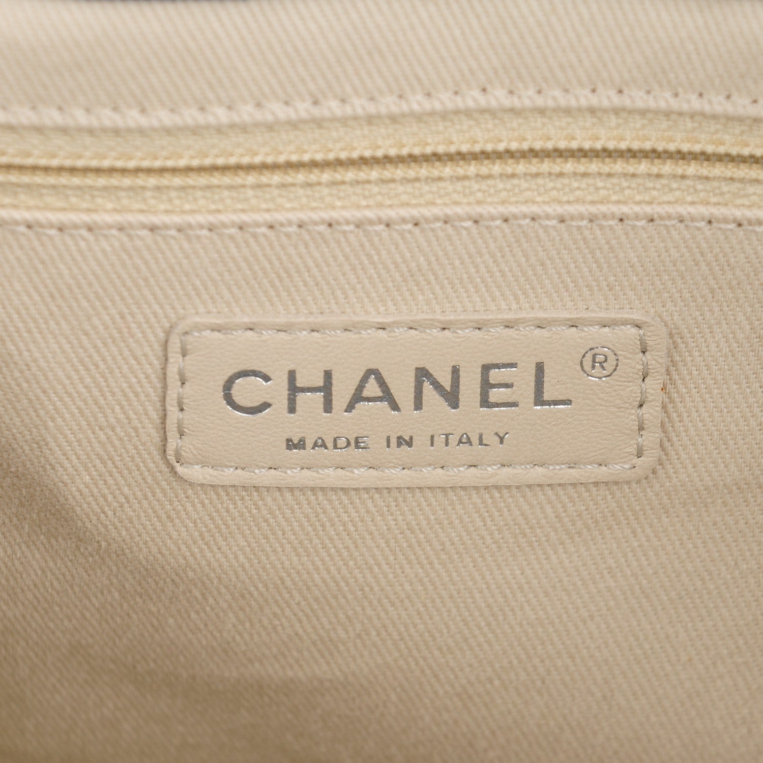Chanel Grained Calfskin CC Pocket Tote Navy Blue 6 of 7