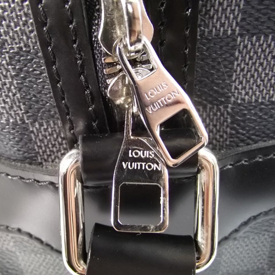 Damier Graphite Sac Leoh Messenger Bag