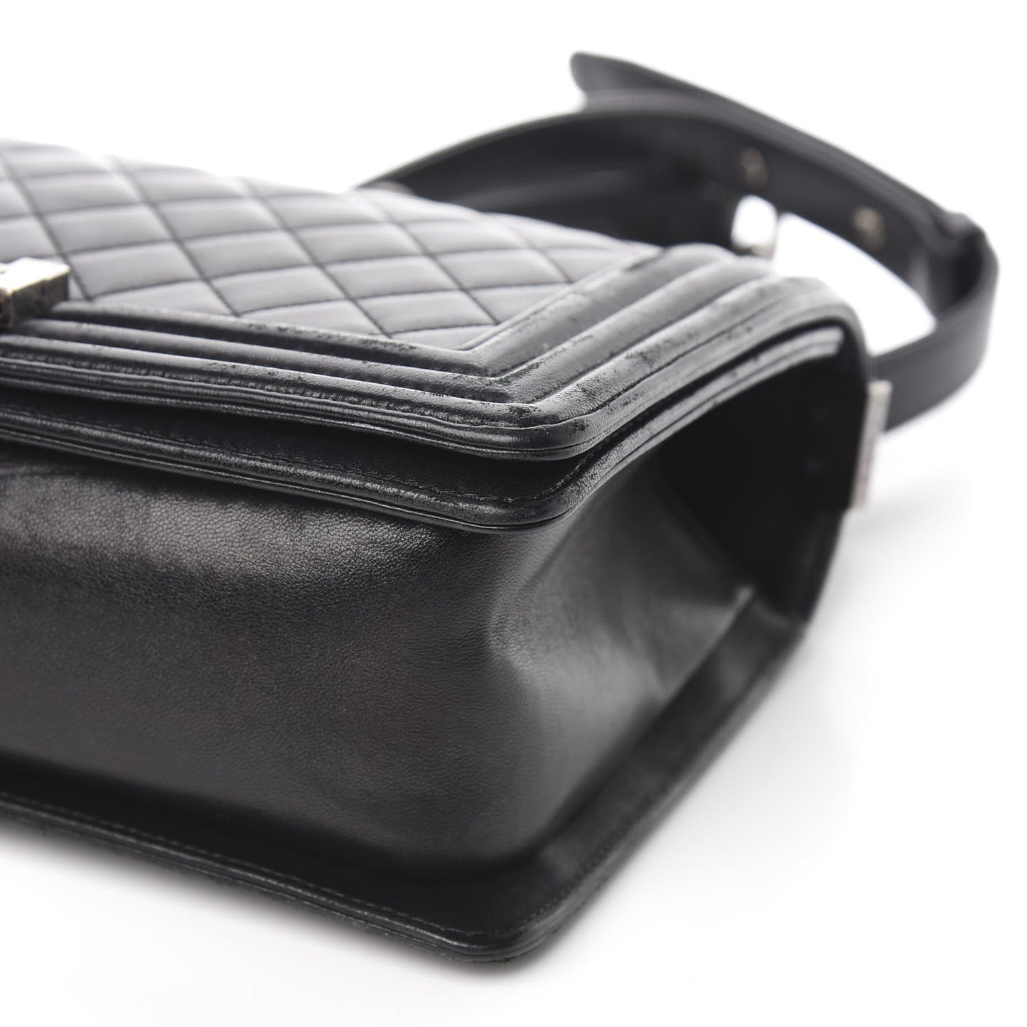 Lambskin Quilted Medium Boy Flap Black
