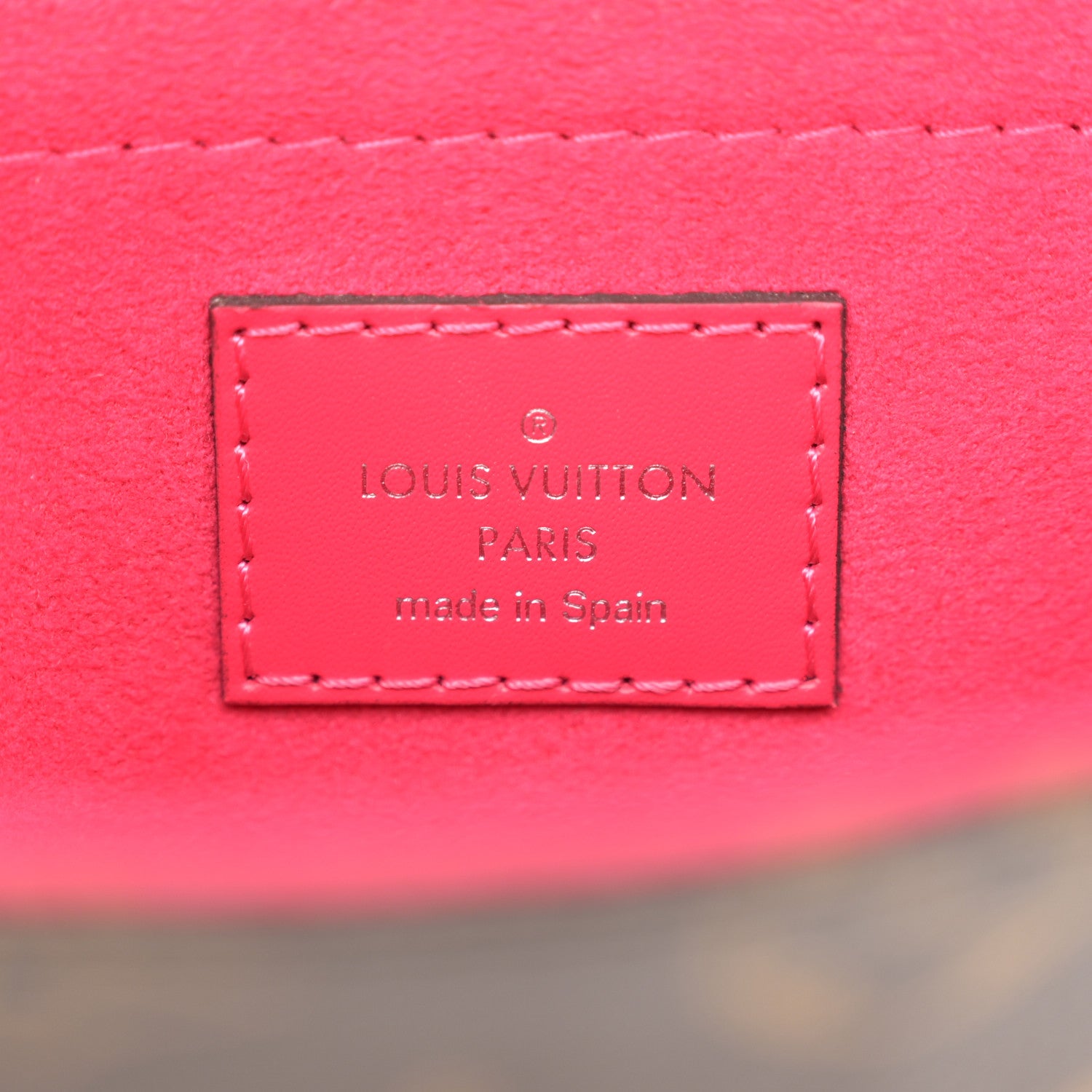 Louis Vuitton Monogram Epi Saint Michel Freesia 6 of 12