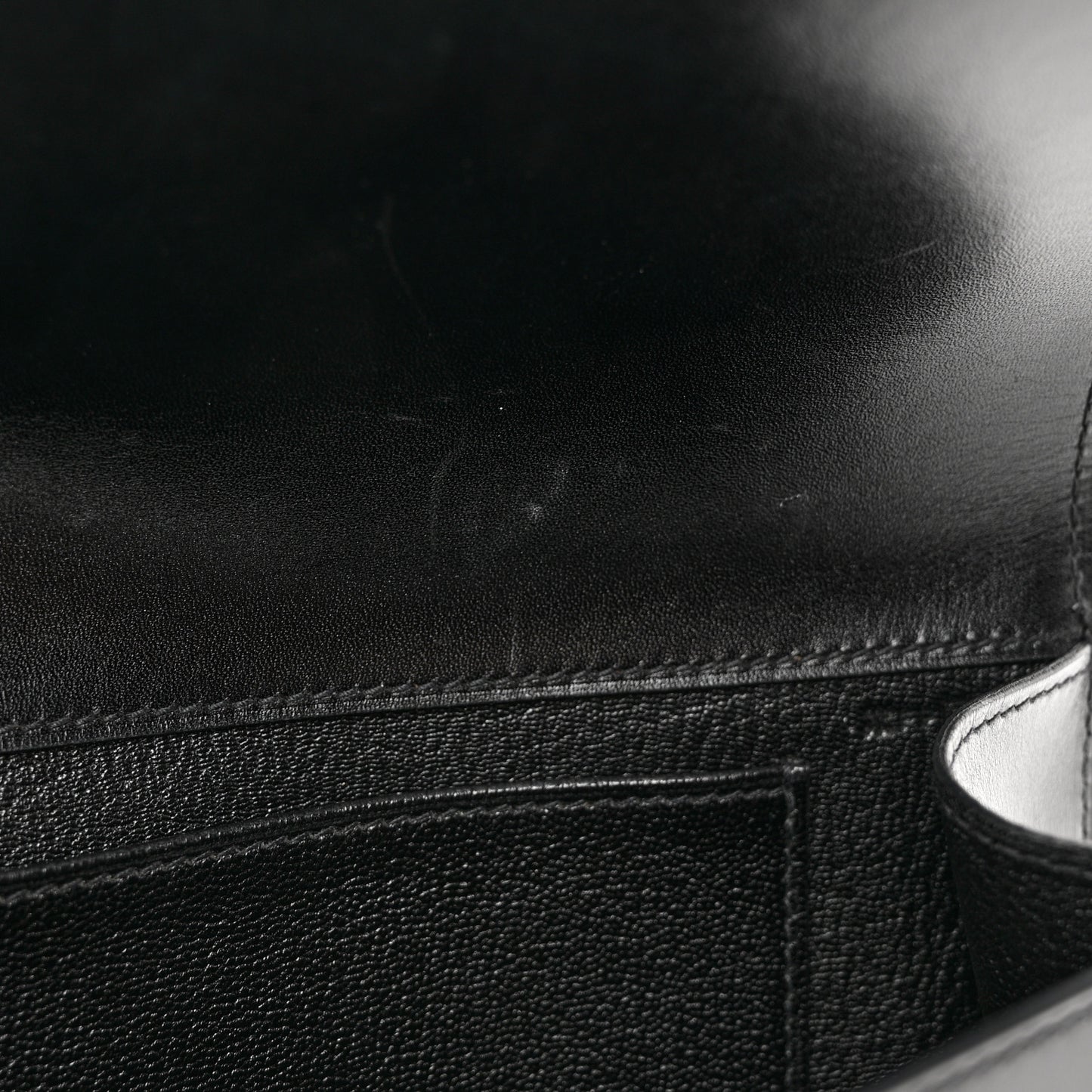 Box Medor 23 Clutch Black