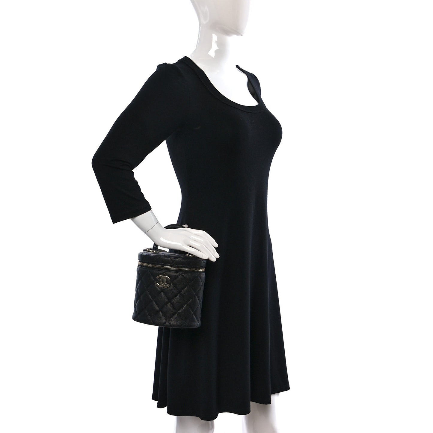 Caviar Quilted Small Top Handle Vanity Case With Chain Black