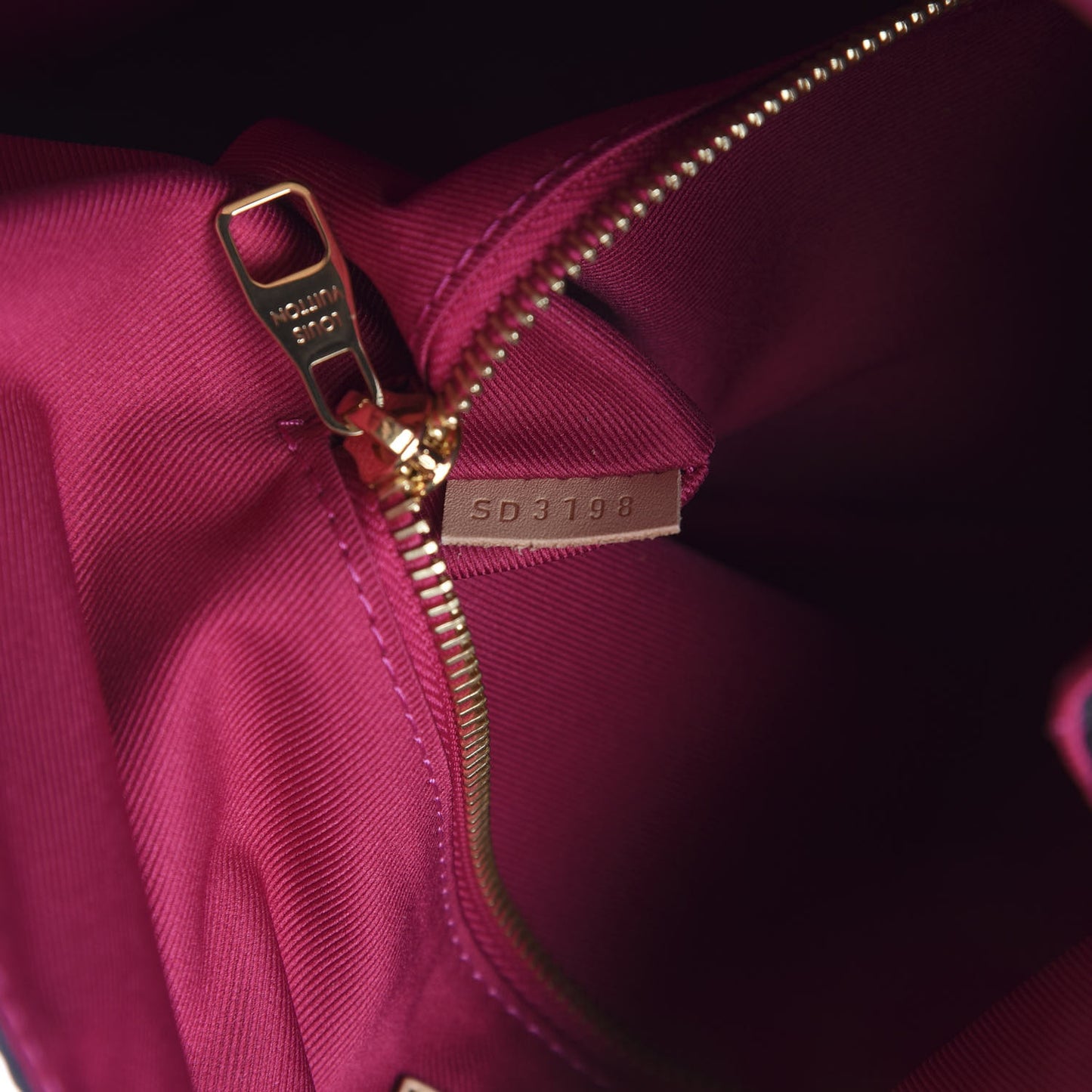Monogram Graceful PM Pivoine