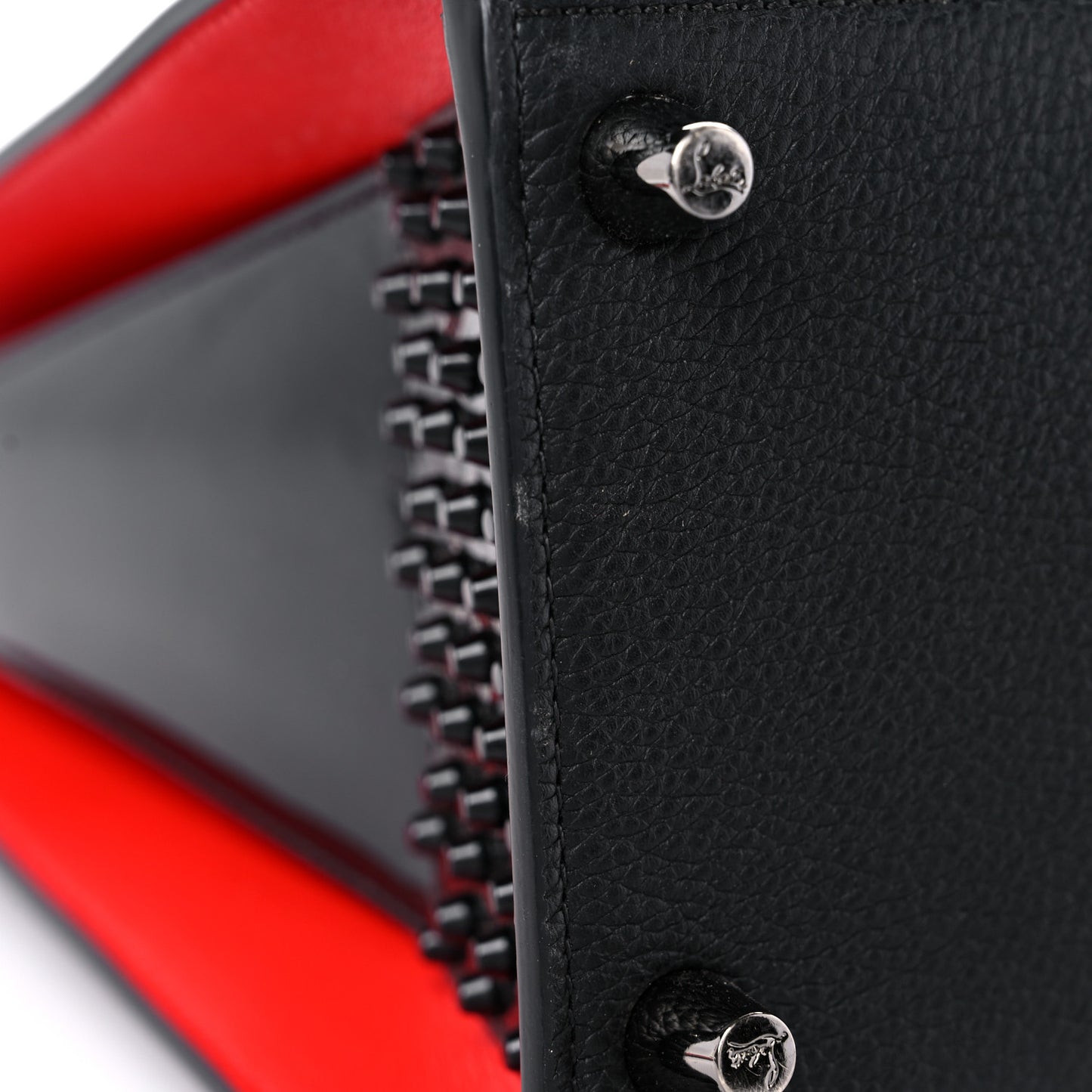 Calfskin Spikes Loubinthesky Medium Paloma Black
