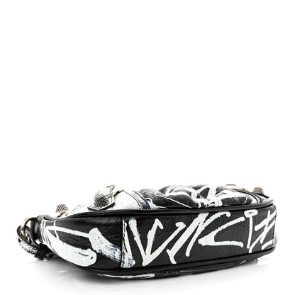 Balenciaga Agneau Arena Graffiti Le Cagole Mini Purse With Chain Black White 4 of 11