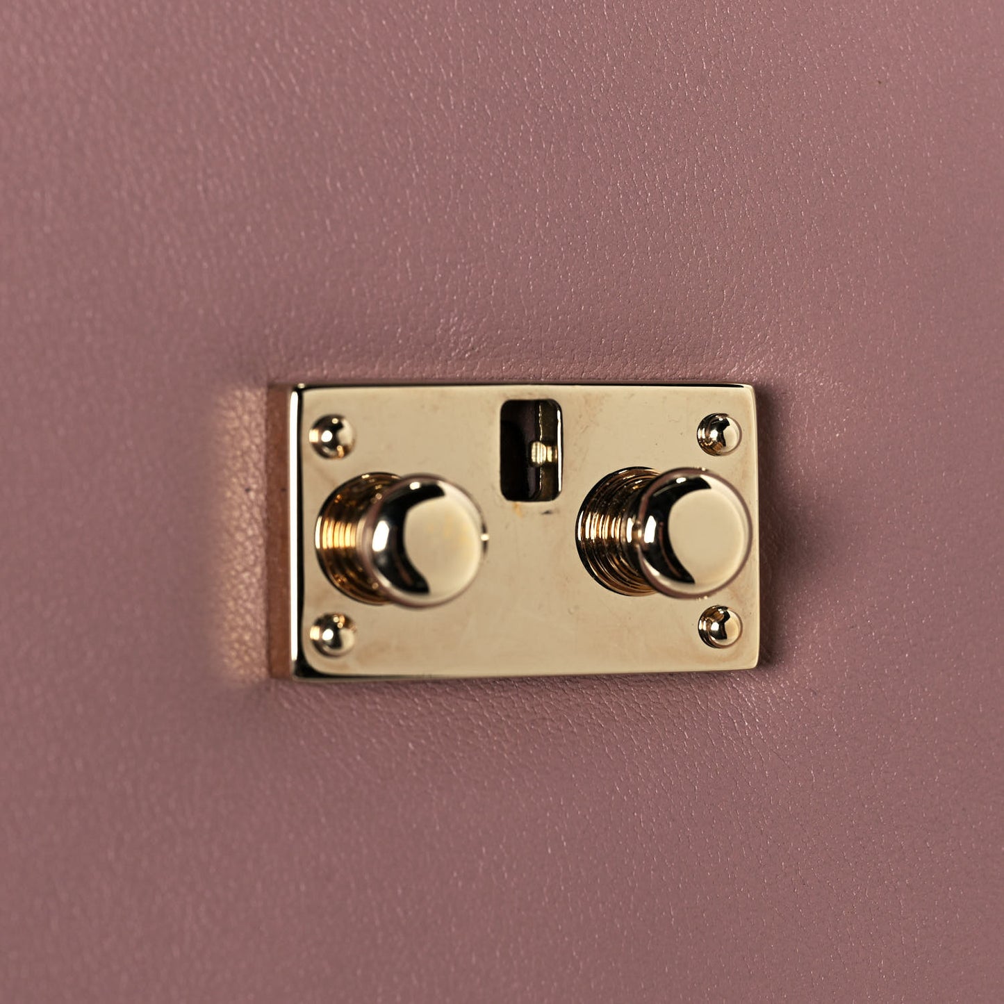 Vitello Medium Glam Lock Rockstud Flap Poudre