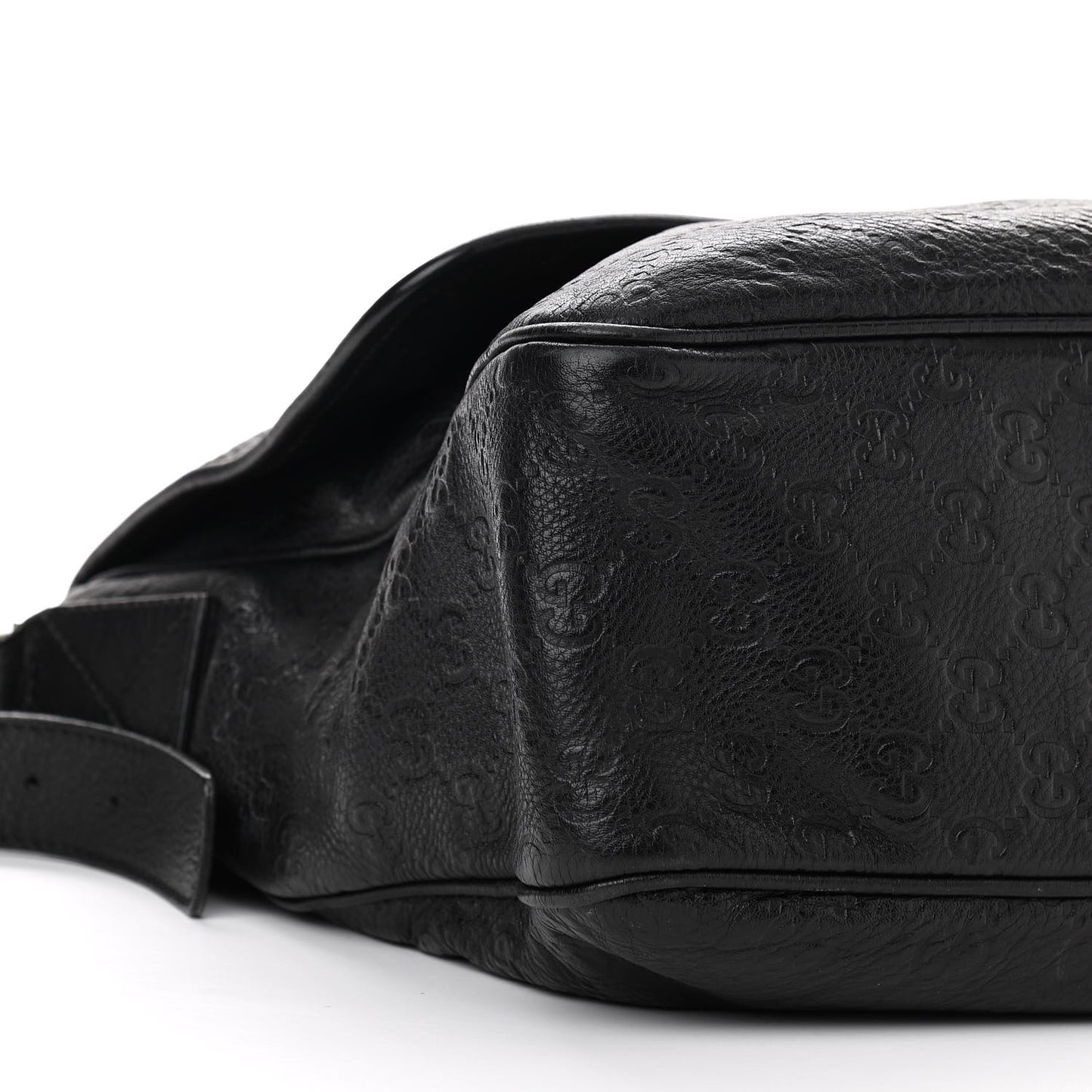 Guccissima Medium Flap Messenger Bag Black