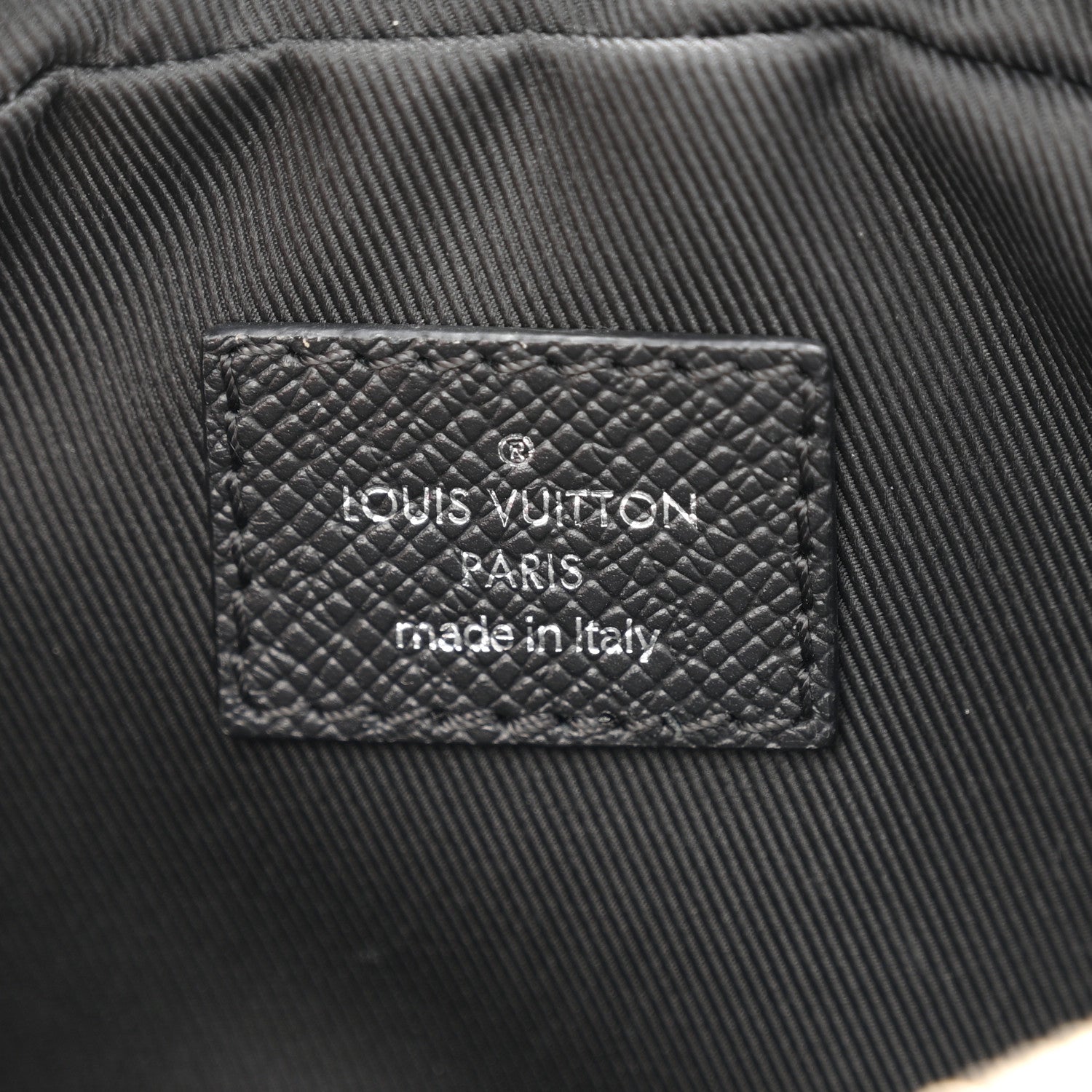 Louis Vuitton Taiga Monogram Outdoor Bumbag Black 6 of 9
