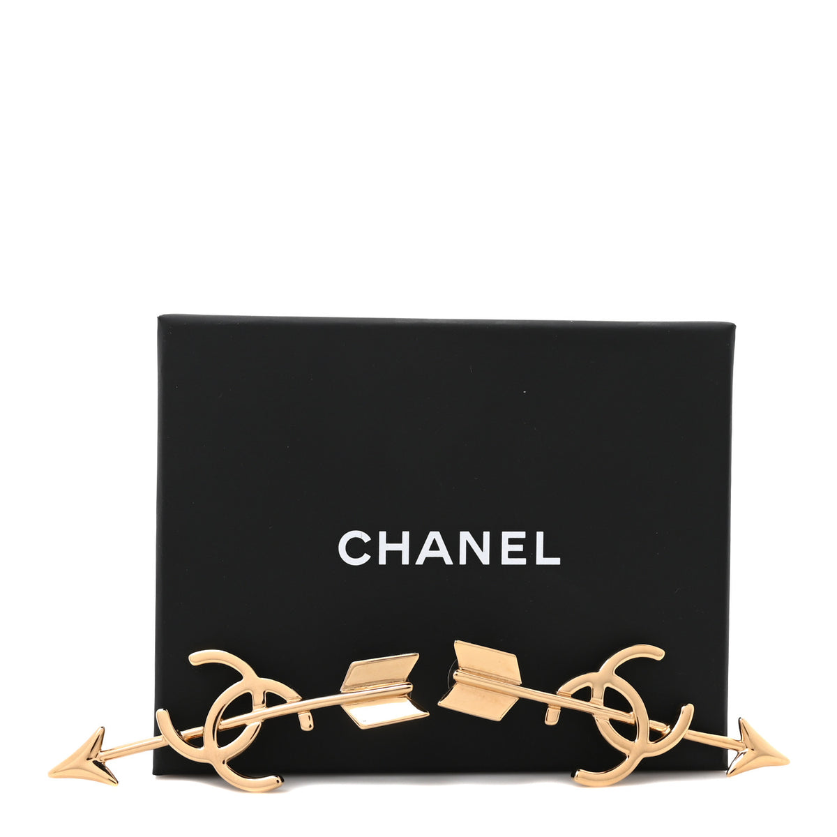Metal CC Arrow Stud Earrings Gold