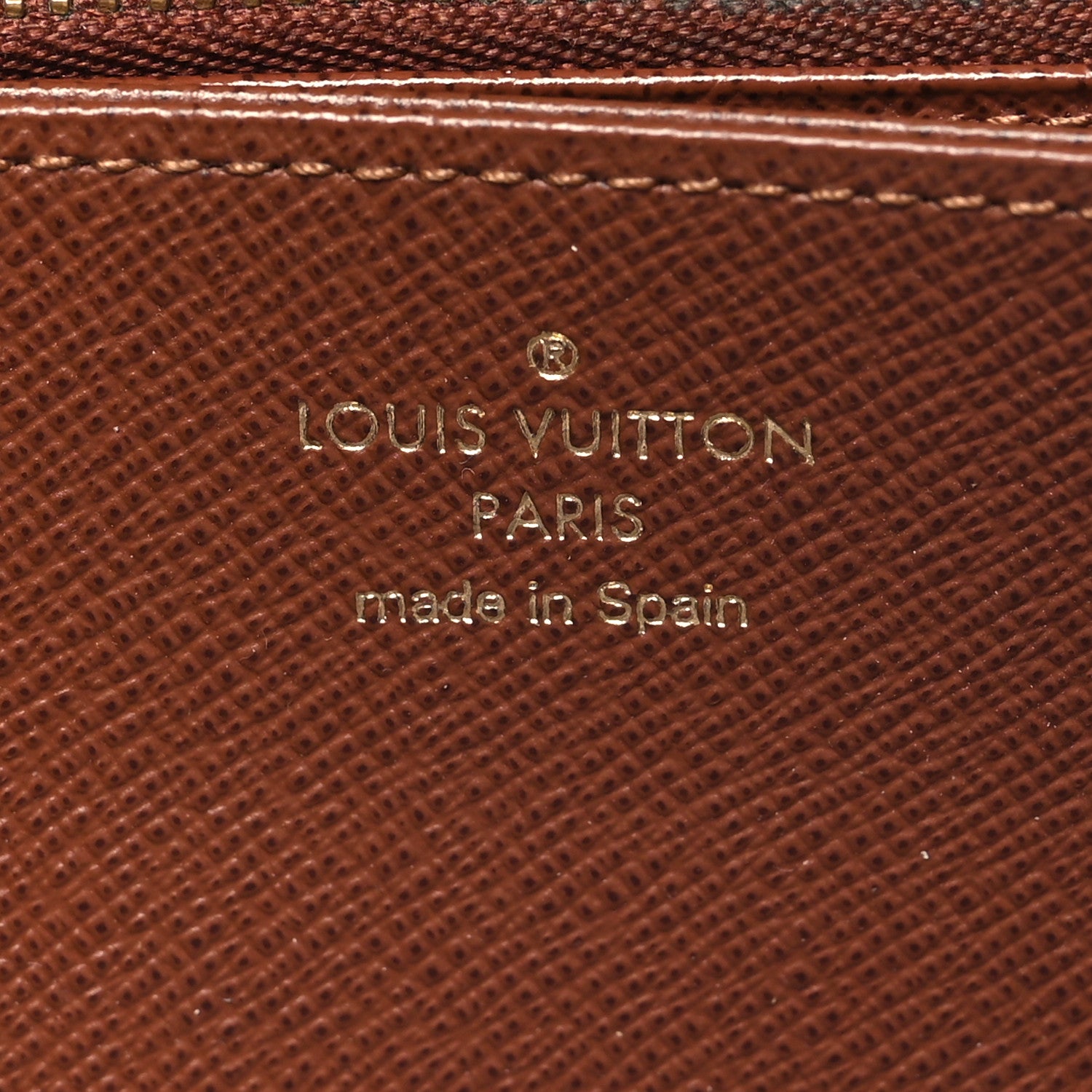 Louis Vuitton Monogram Zippy Wallet 6 of 6