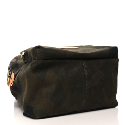 Louis Vuitton X SUPREME Canvas Camouflage Apollo Backpack 4 of 9