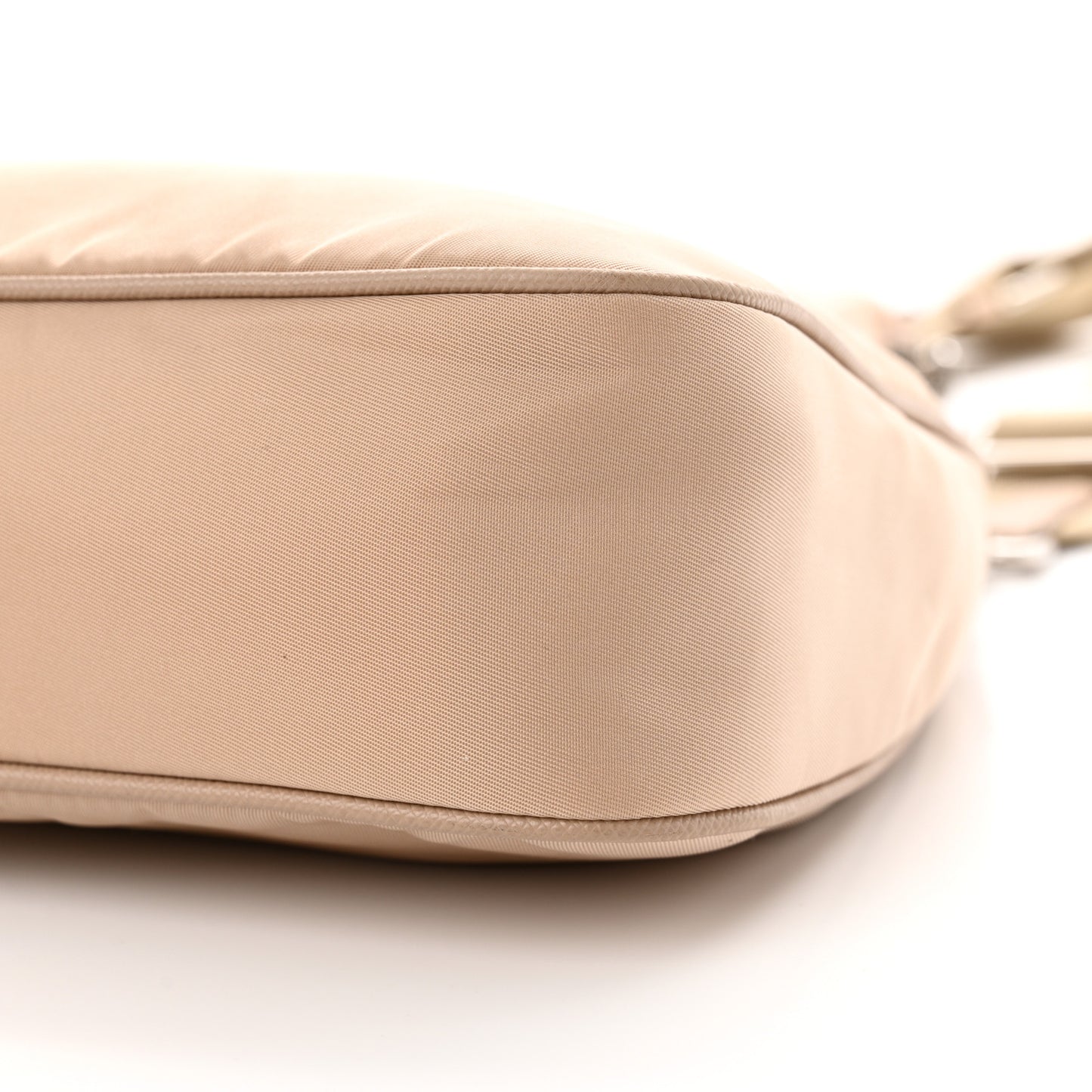 Nylon Saffiano Re-Edition 2005 Shoulder Bag Cammeo