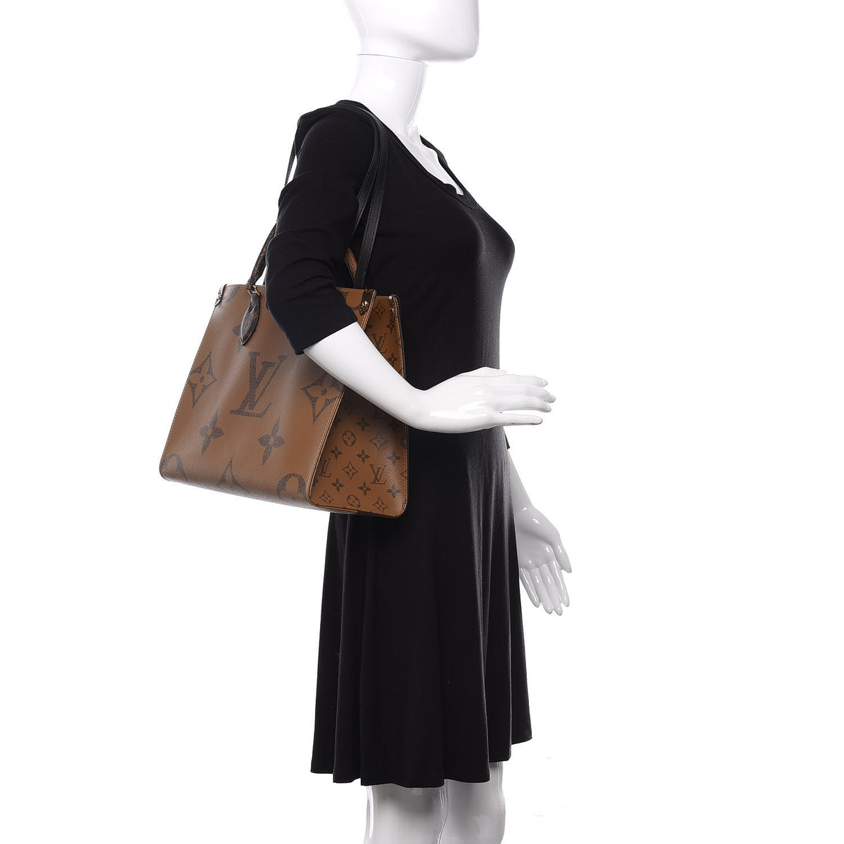 Louis Vuitton Reverse Monogram Giant Onthego MM 2 of 9