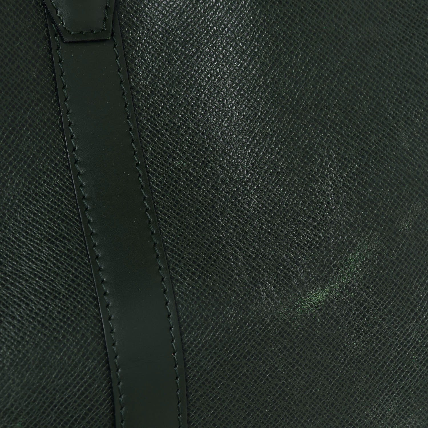 Louis Vuitton Taiga Kendall PM Epicea 13 of 14