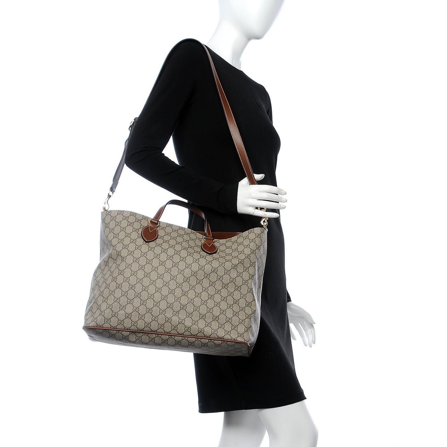 Soft GG Supreme Monogram Medium Crossbody Tote Beige Cuir