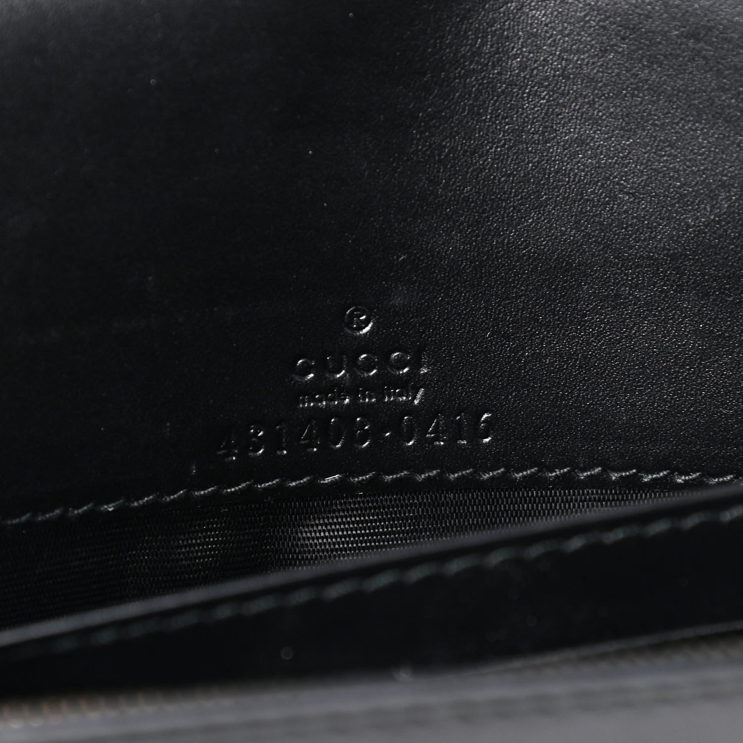 Gucci Guccissima Signature Bowy Chain Wallet Black 4 of 5