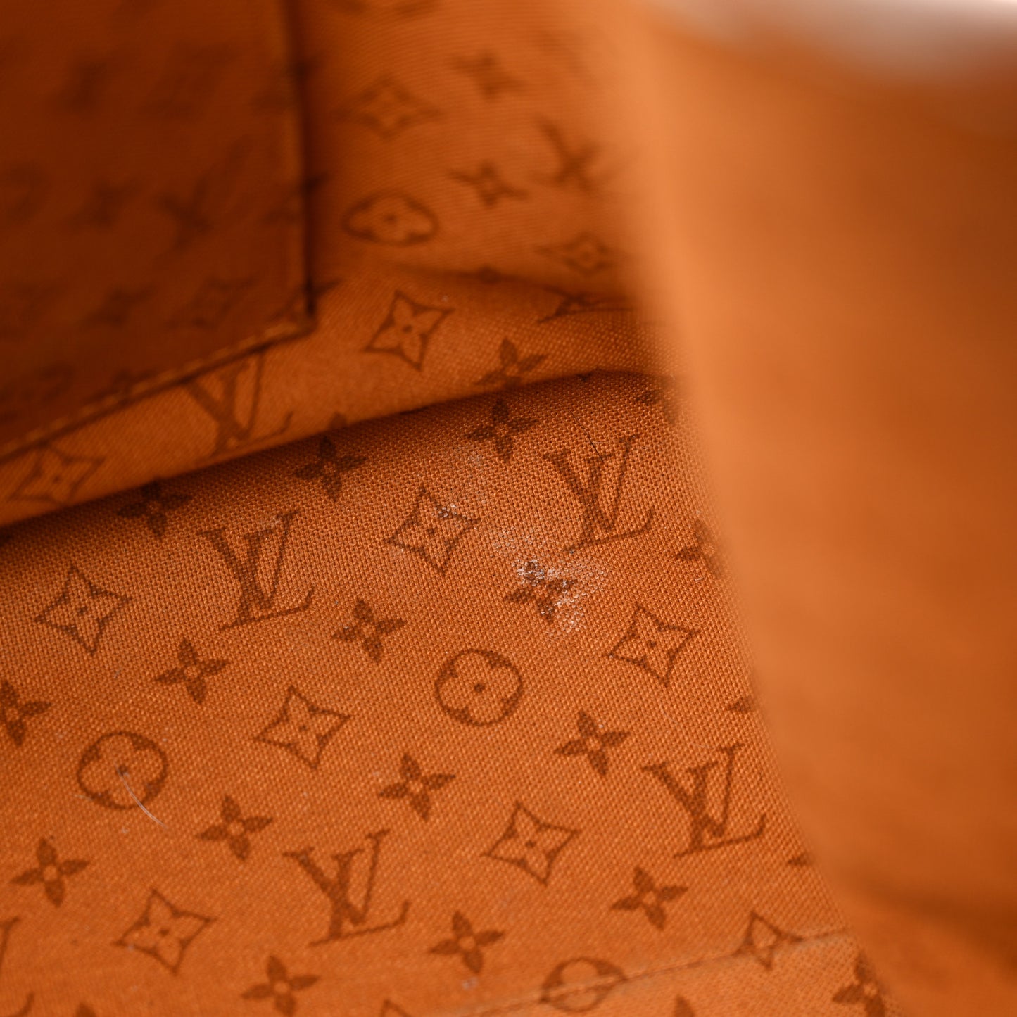 Monogram Giant Crafty Onthego GM Crème Caramel