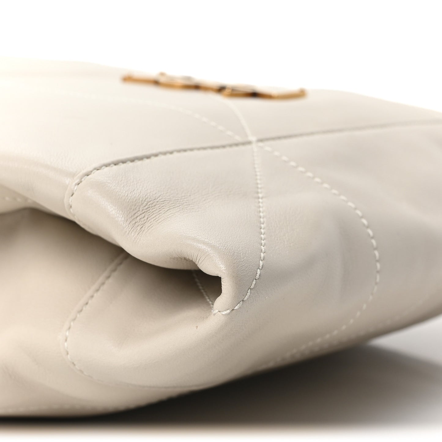 Lambskin Matelasse Monogram Medium Jamie 4.3 Pochon Crema Soft