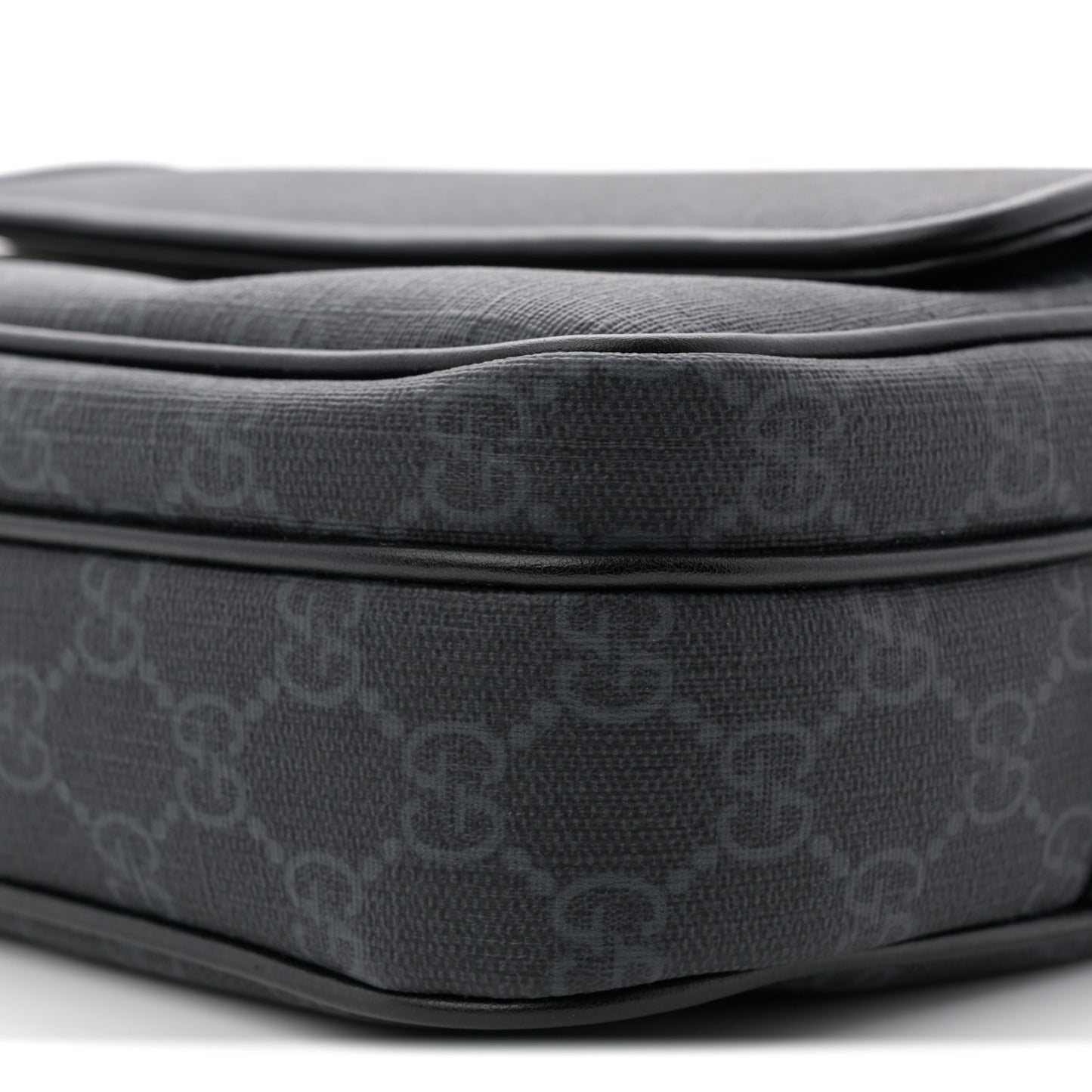 GG Supreme Monogram Small Crossbody Bag Black
