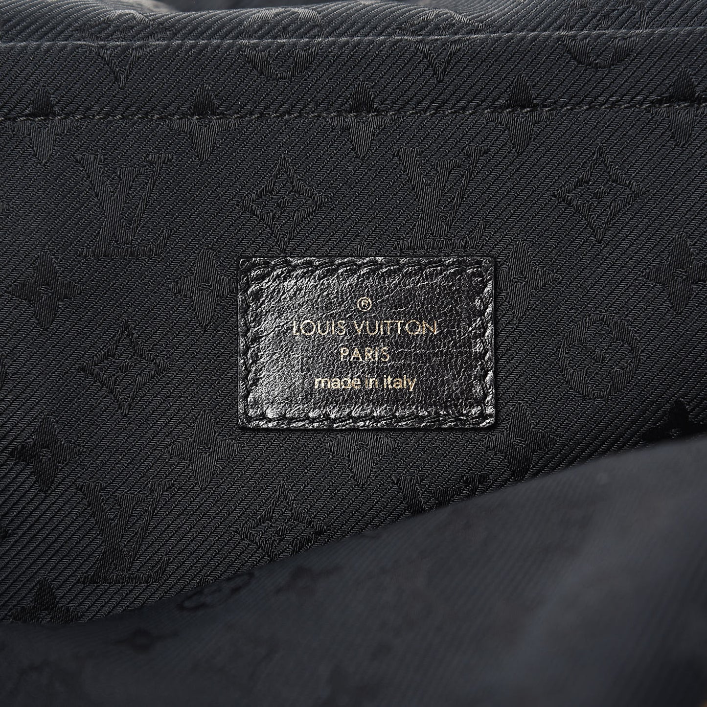Lambskin Riveting Black
