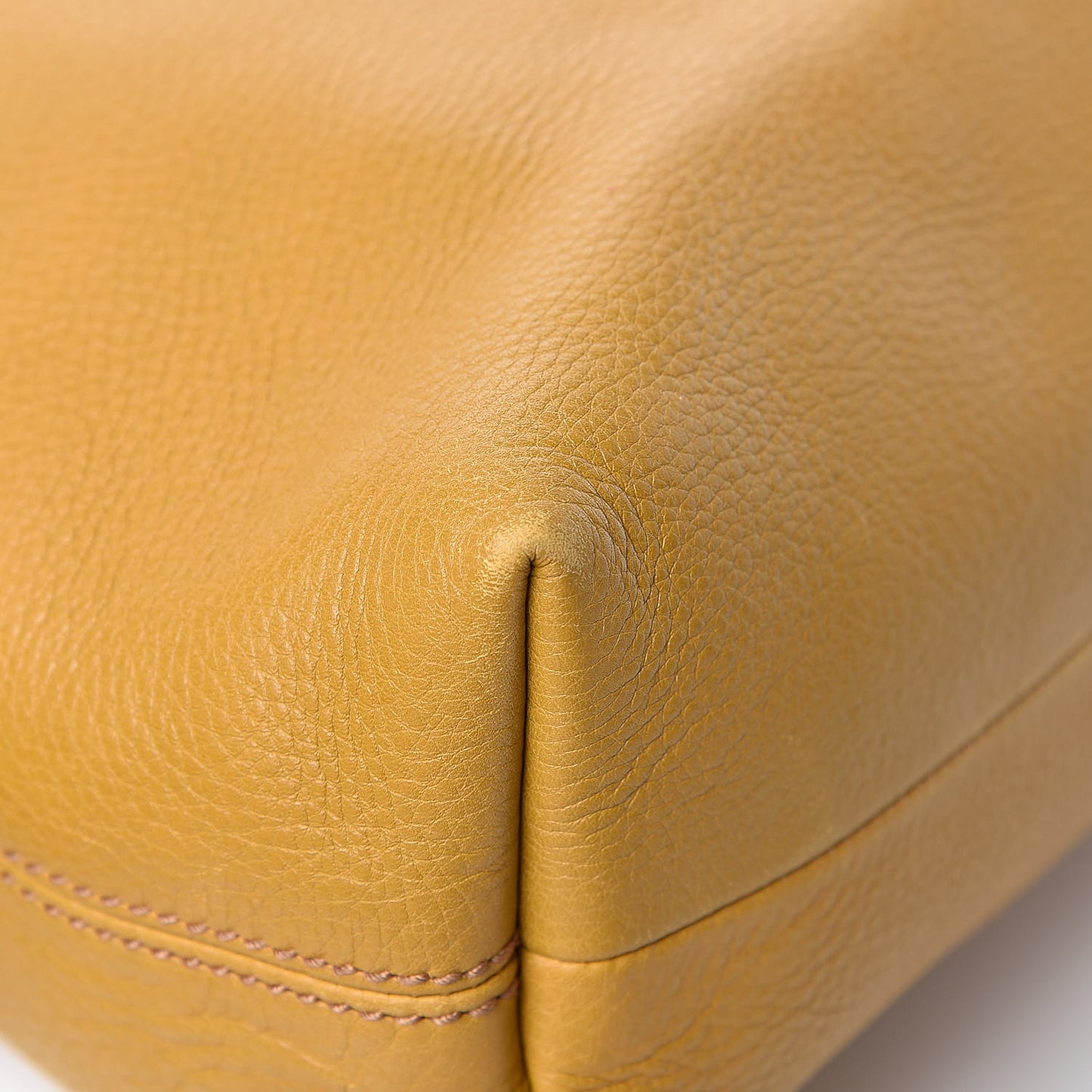 Calfskin Icon Bit Medium Hobo Yellow