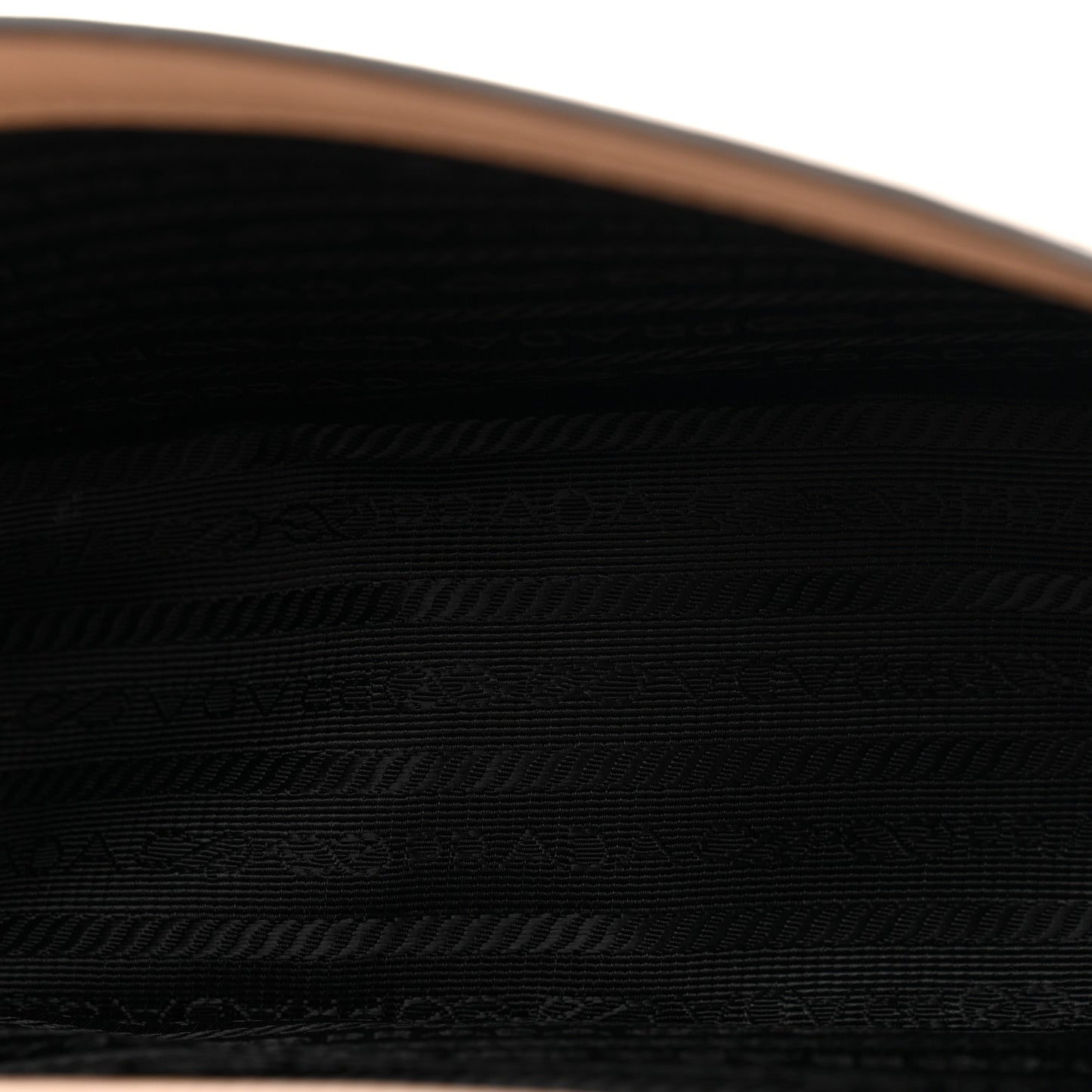 Saffiano Chain Crossbody Bag Cipria