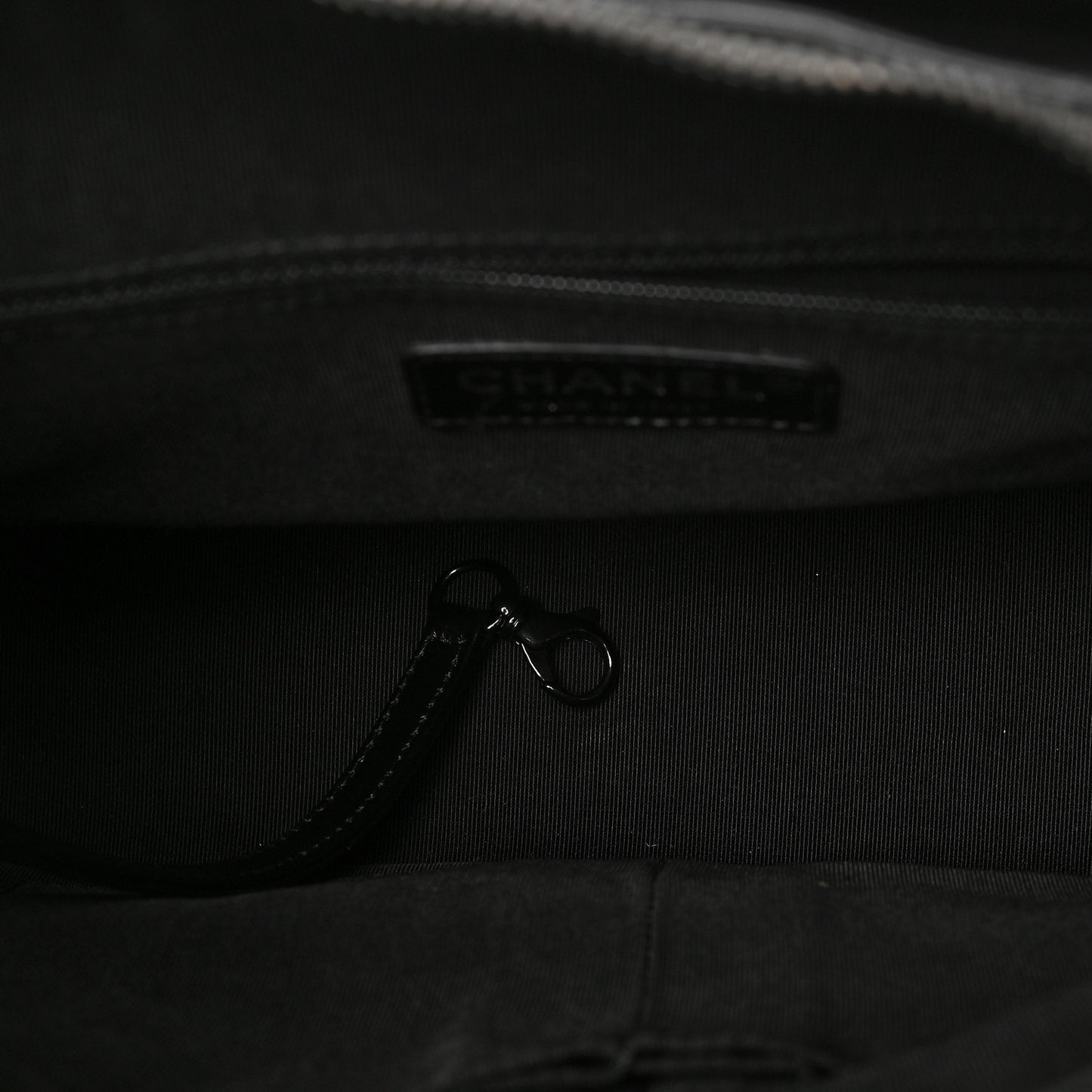 Aged Calfskin Quilted Medium Gabrielle Hobo So Black