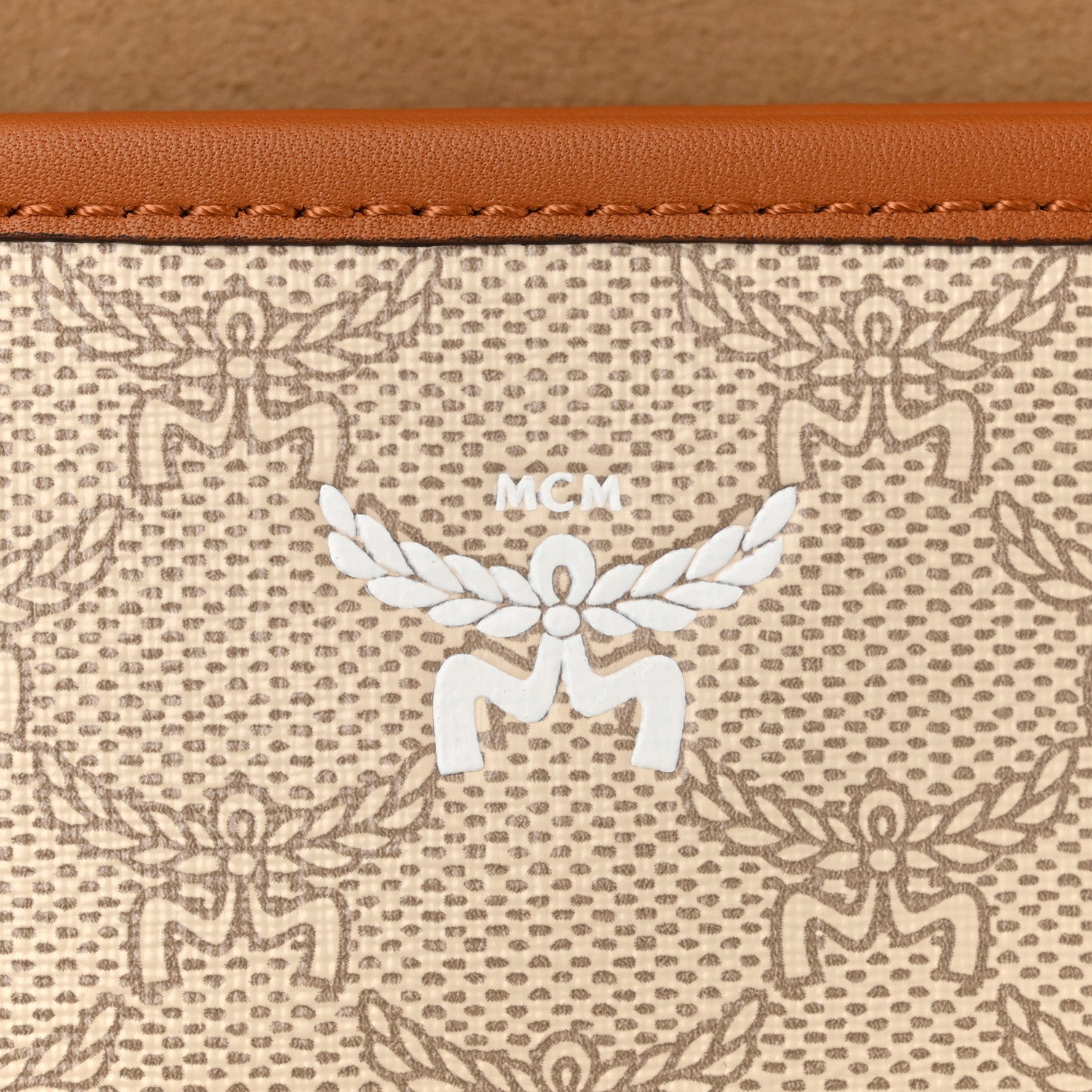 MCM Lauretos Nappa Small Himmel Crossbody Oatmeal 6 of 10