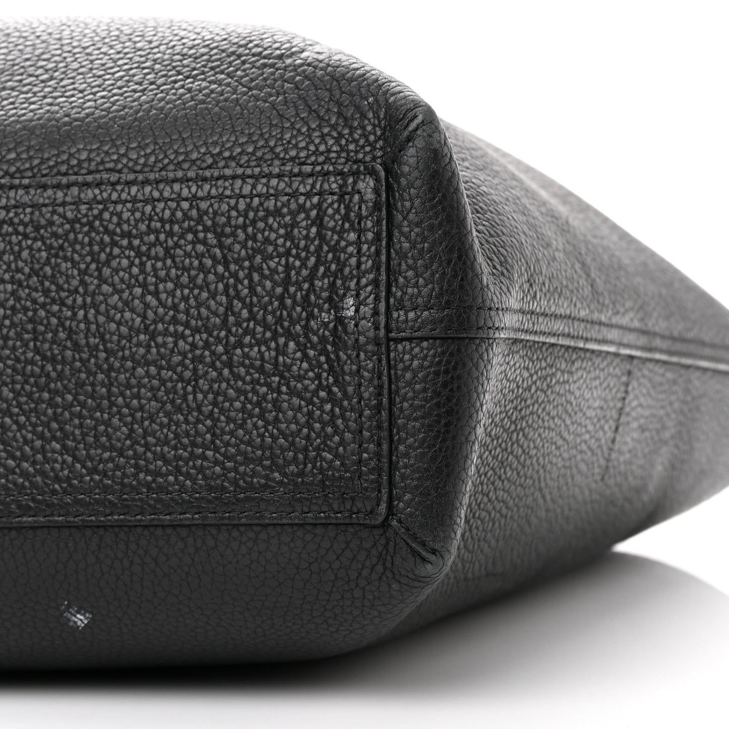 Taurillon Monogram Eclipse Cabas Voyage Black