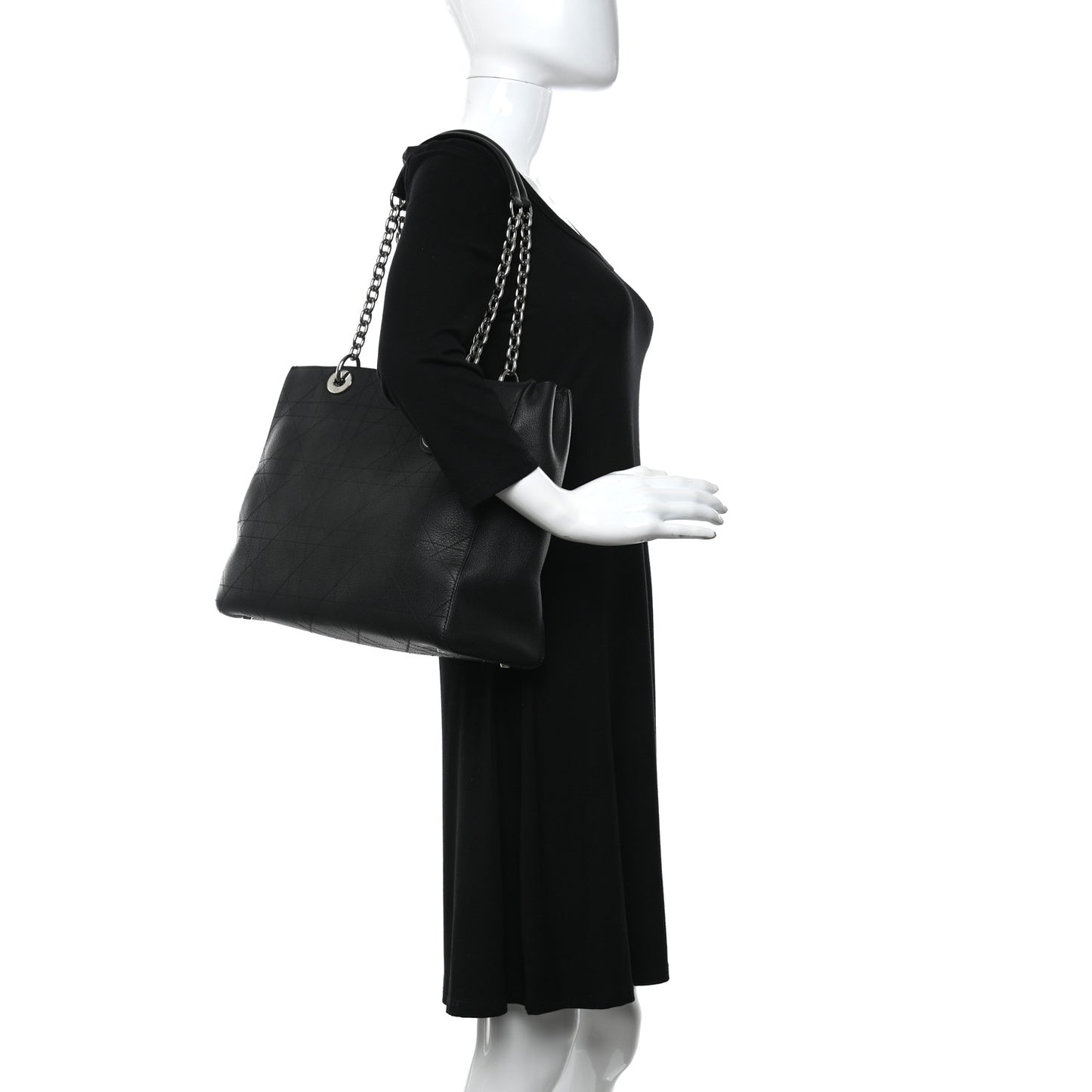 Grained Calfskin Cannage Medium Ultradior Tote Black