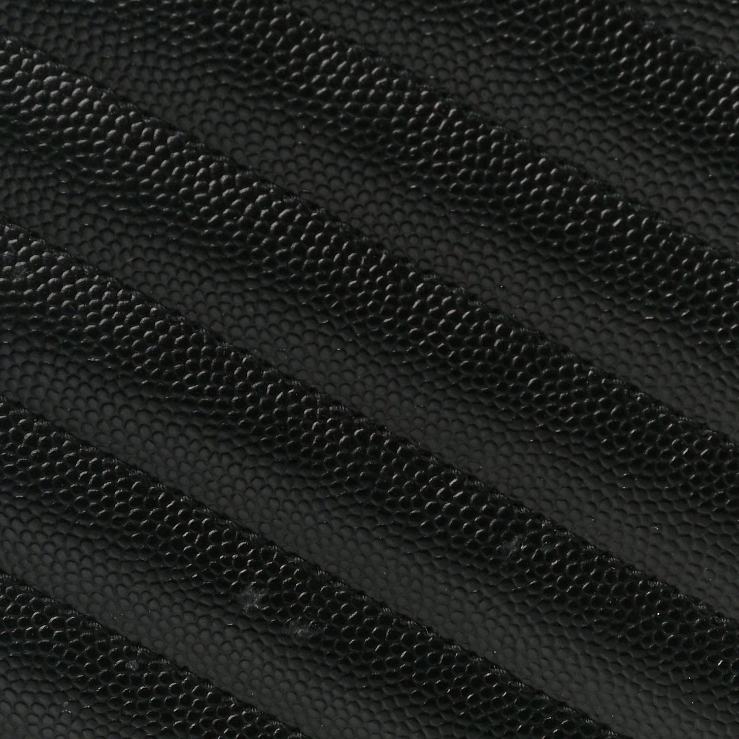Saint Laurent Grain De Poudre Matelasse Chevron Monogram Chain Wallet Black 14 of 17
