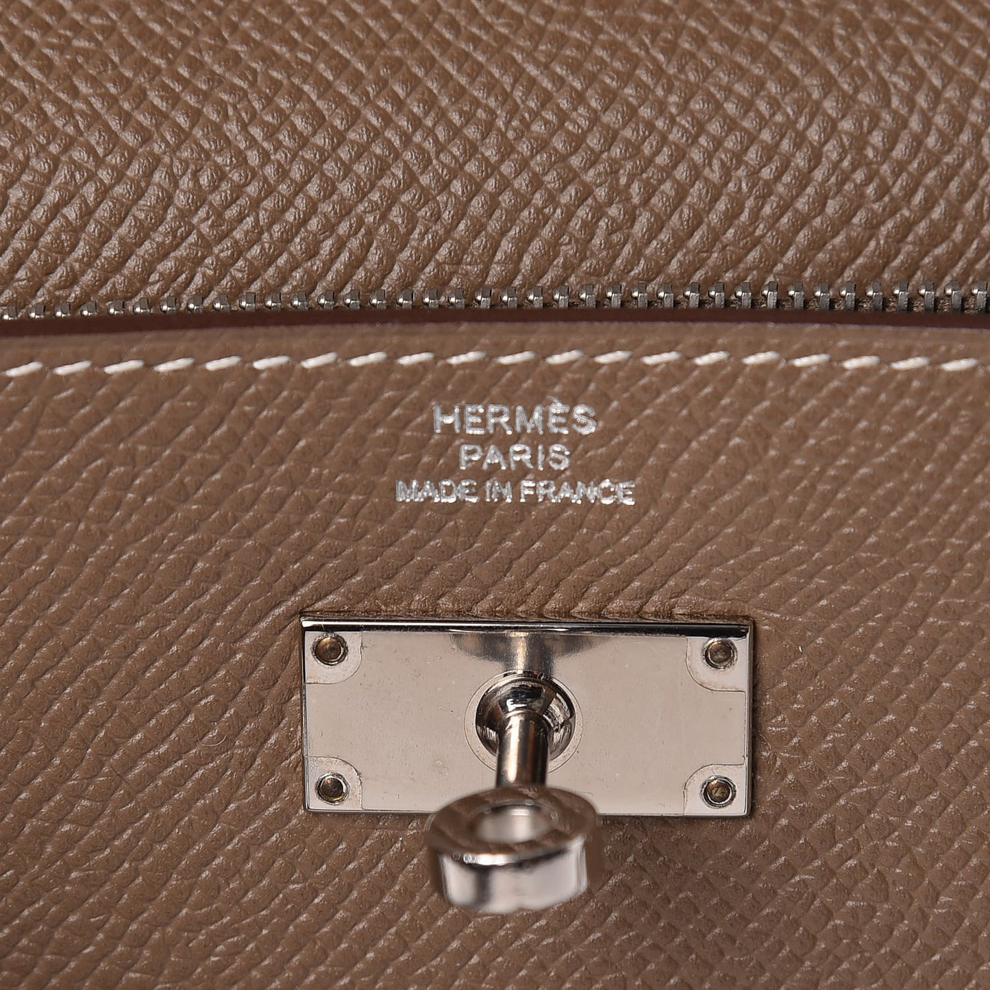 Epsom Kelly Longue Wallet Etoupe