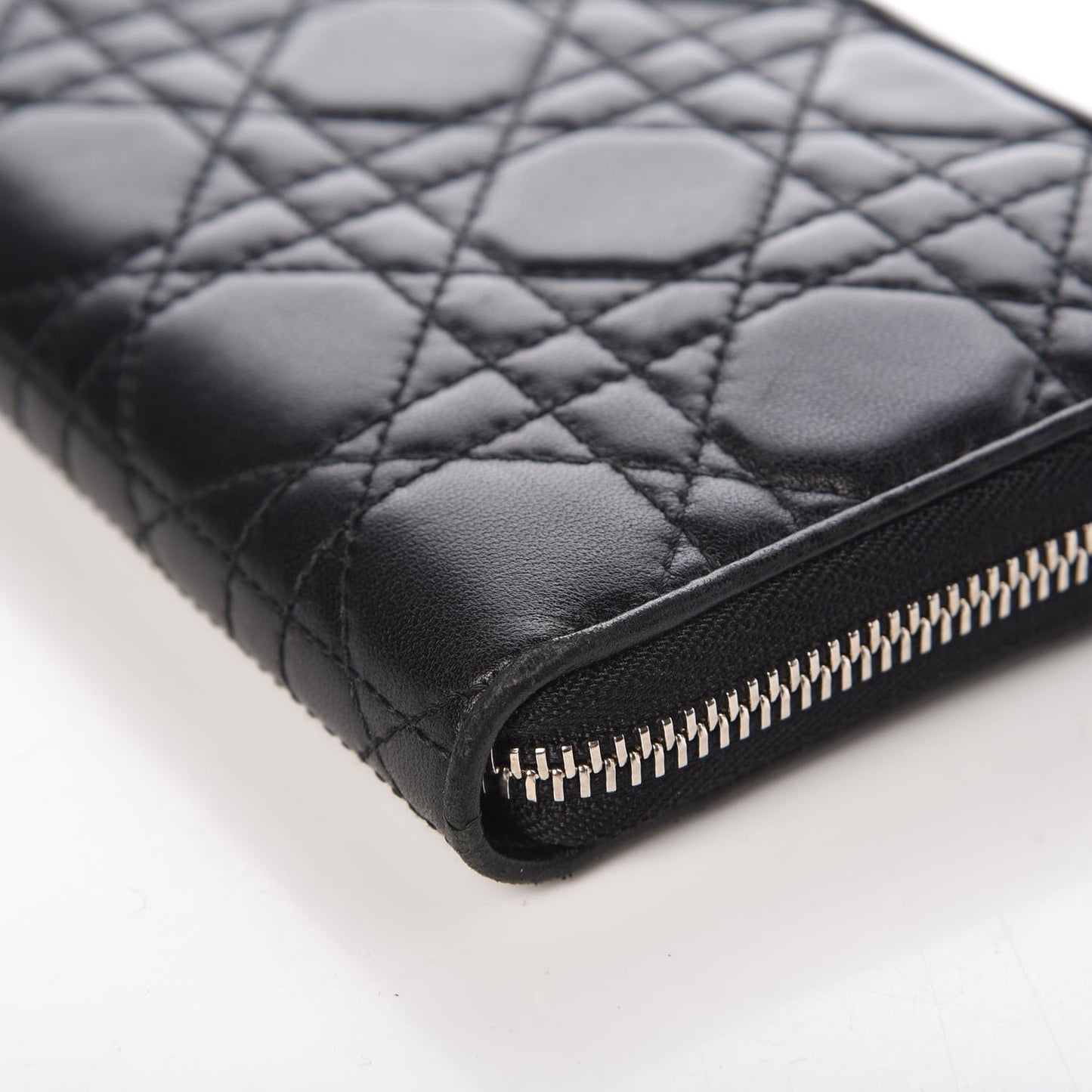 Lambskin Cannage Voyageur Wallet Black